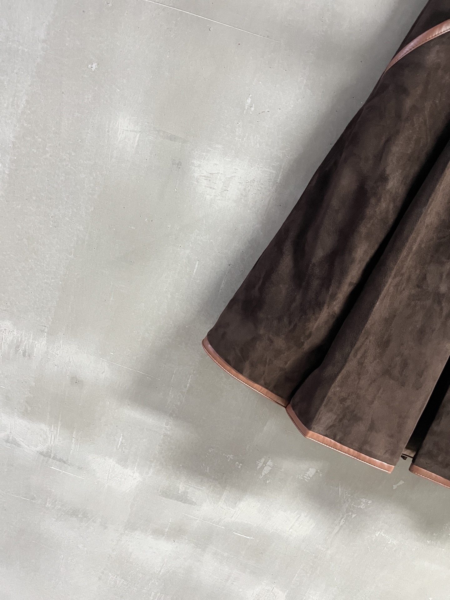 Miu Miu Inspired Leather Midi Skirt - Stylish & Versatile Fall Fashion 7 i1752582359202 4619 0 4