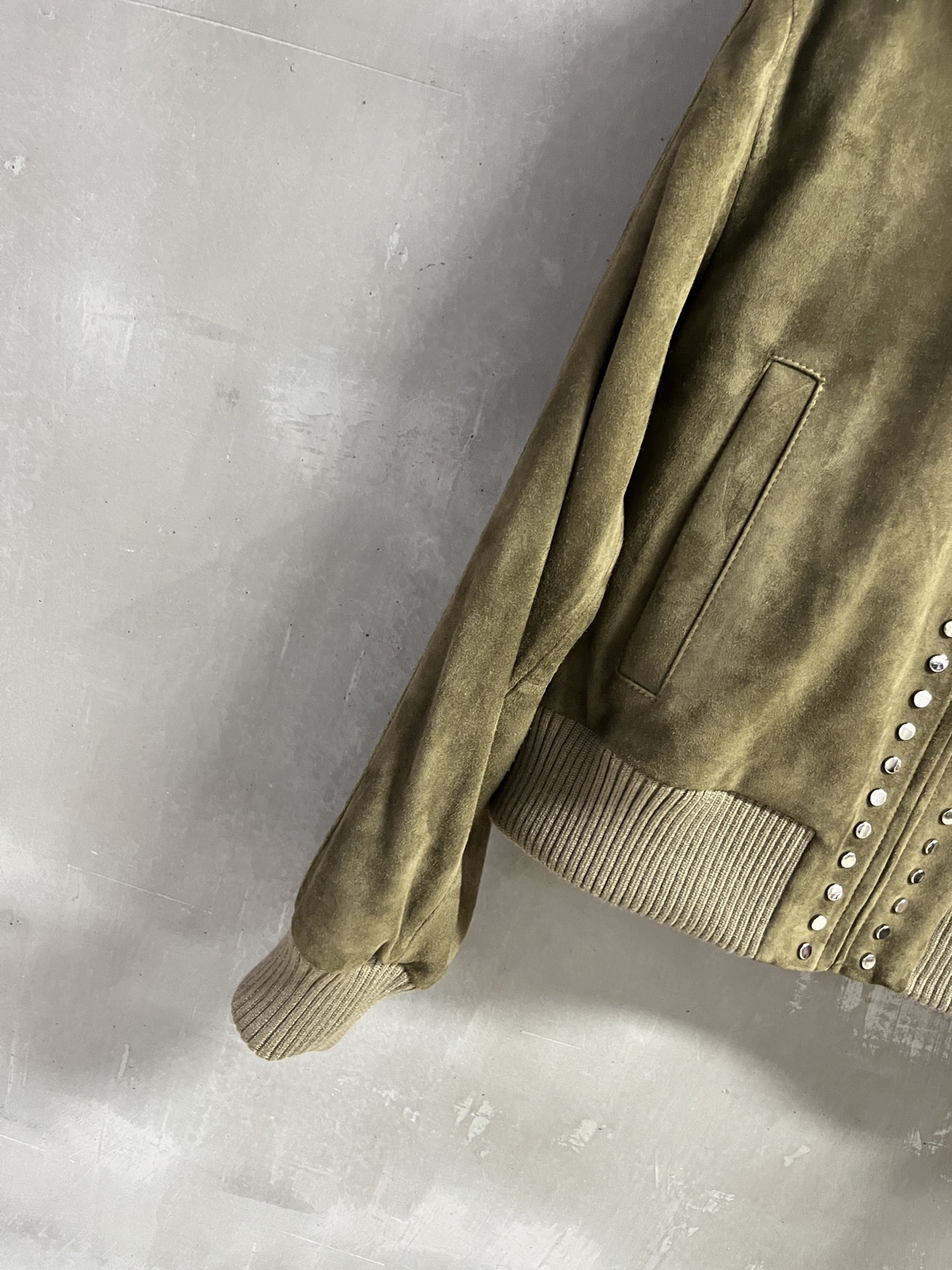 Loewe Lambskin Leather Jacket - Stylish & Versatile Fall Fashion 4 i1753103514823 131 0 1