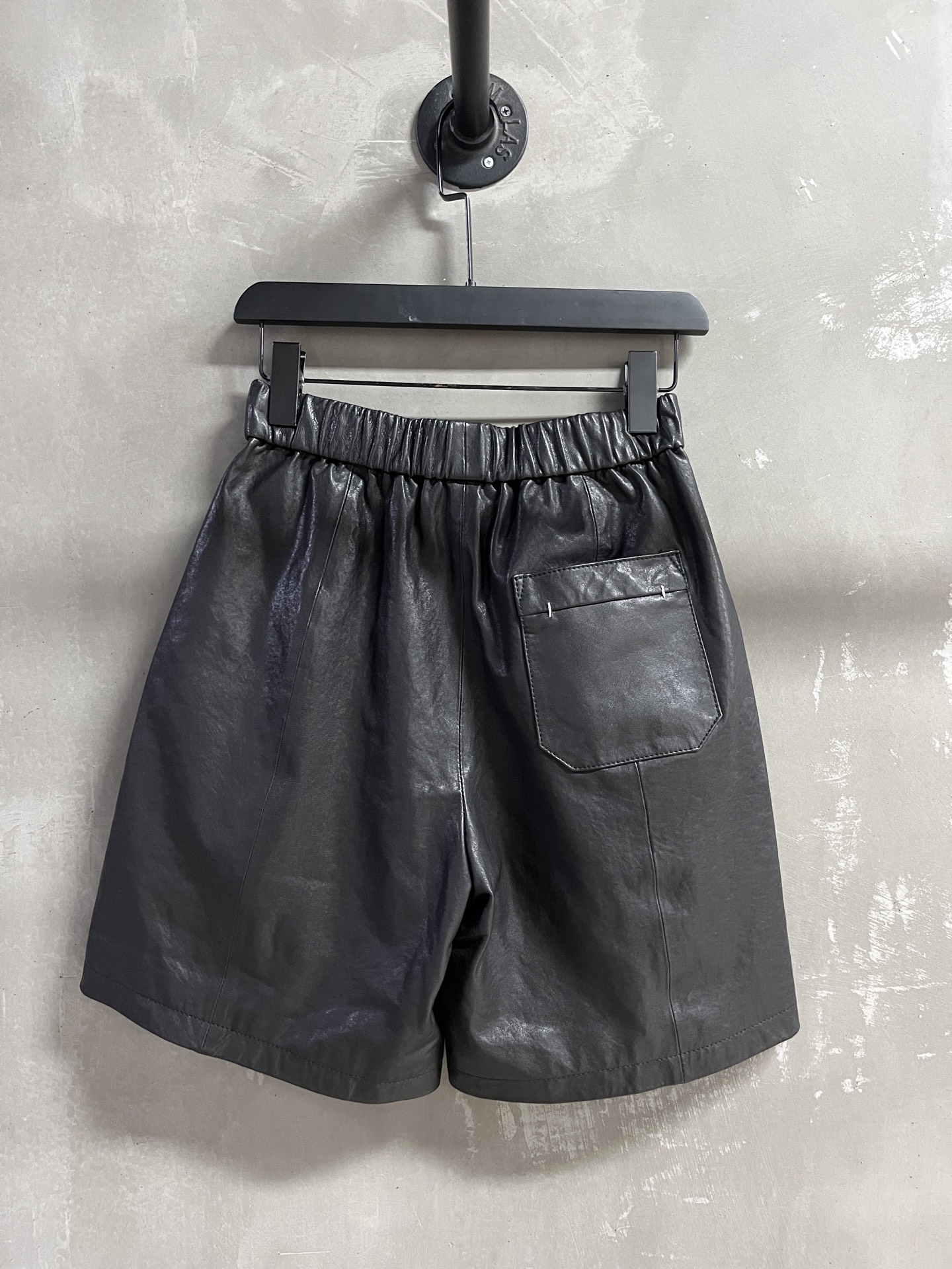 Elegant Turkish Lambskin Leather Shorts - Chic Black Design 8 i1753545432198 1100 0 5