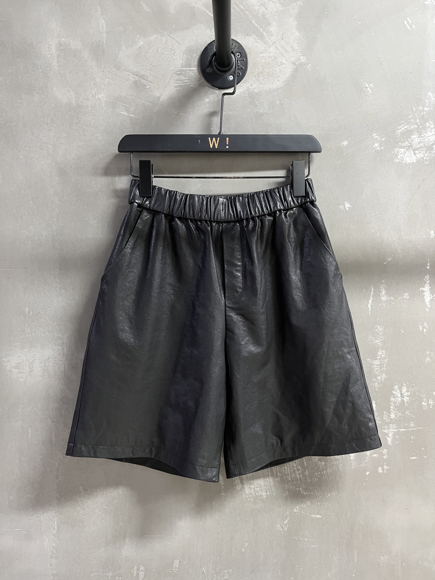 Elegant Turkish Lambskin Leather Shorts - Chic Black Design 3 i1753545437220 6400 0 0