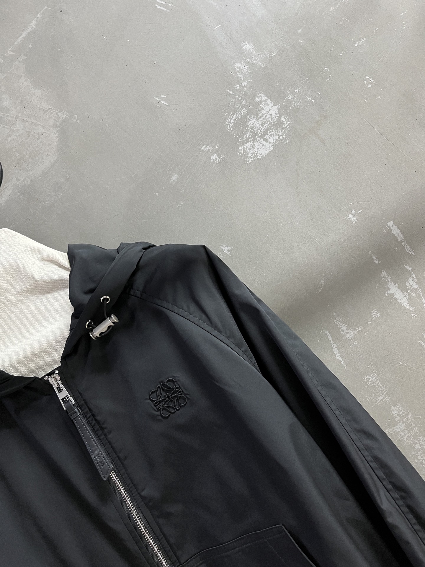 P1872 Women’s One-Size-Fits-All Suit with Stylish 2025 Autumn Design – High-Weave Density Fabric - 图片 5