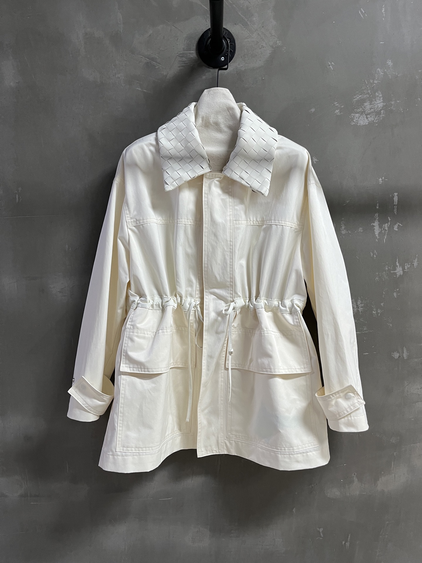 2025 Autumn Suit: Tough Girl’s Original BV Profile, Unscathed and Stylish