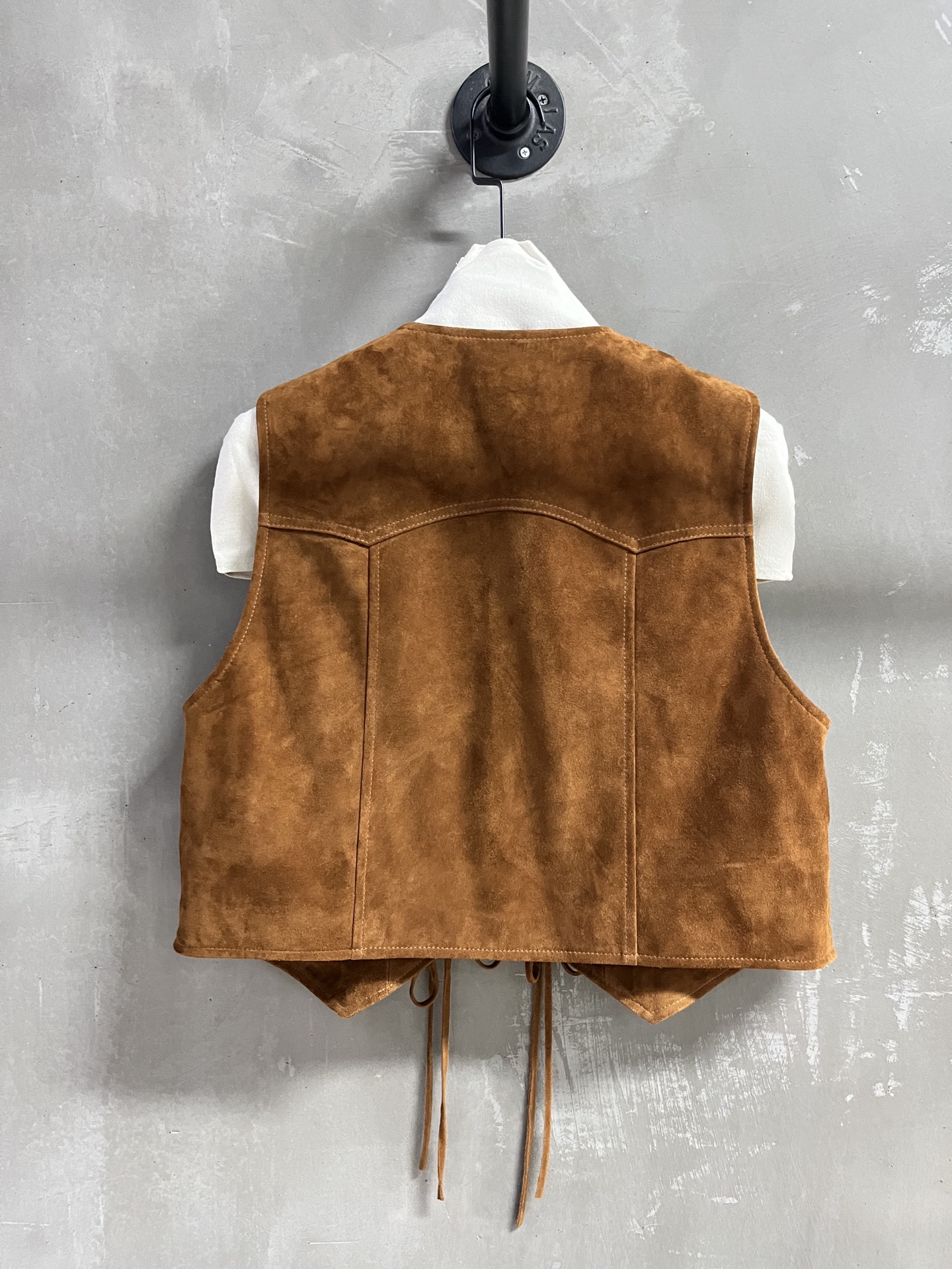 Miu Miu Vintage Style Vest - Slim Fit, Ethnic Design, Fall 2025 Collection 10 i1754120563050 5910 0 8