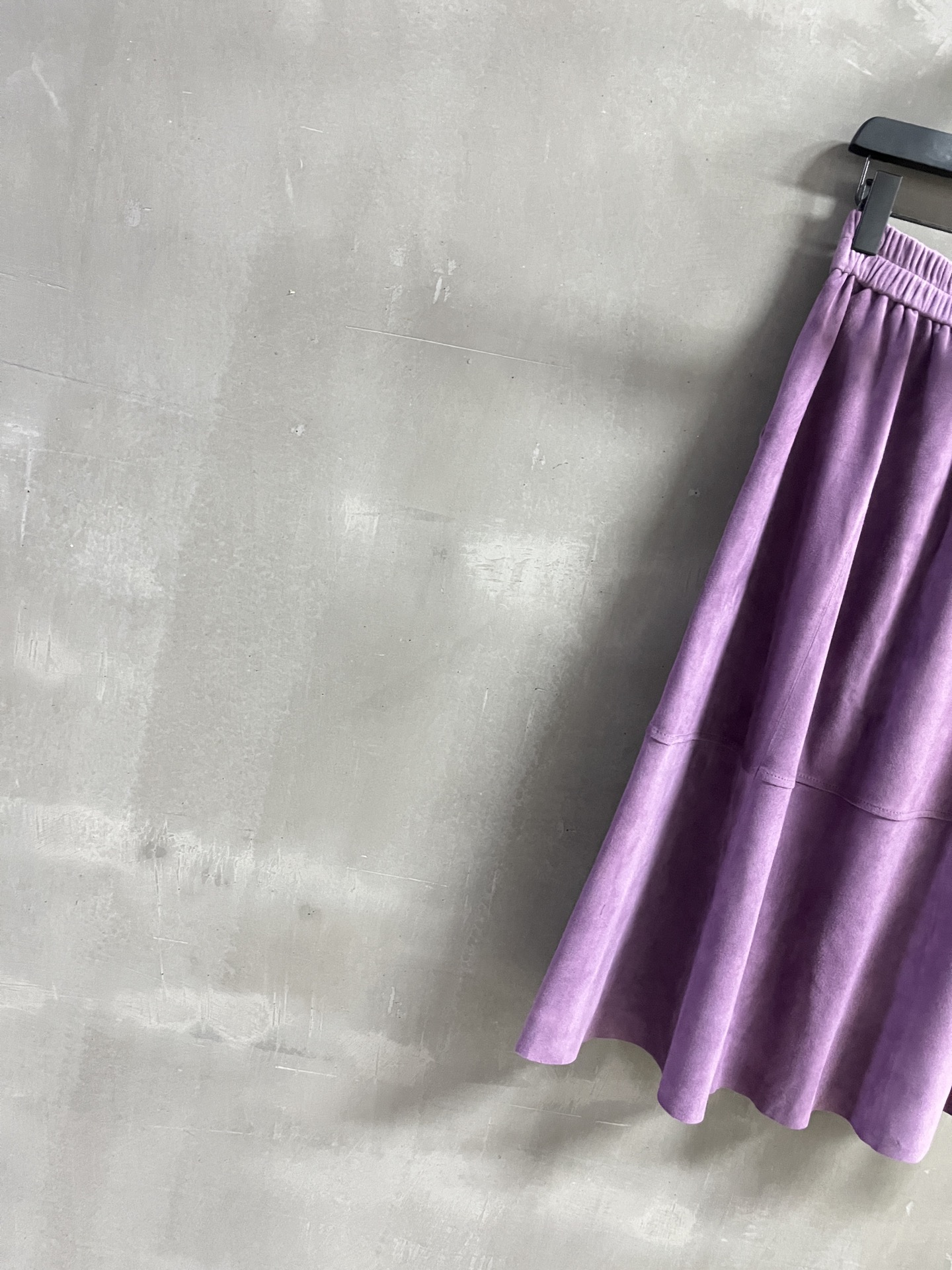 Miu Miu Vintage High Waist A-Line Midi Skirt - Elegant & Timeless Style 9 i1754121245151 1965 0 6