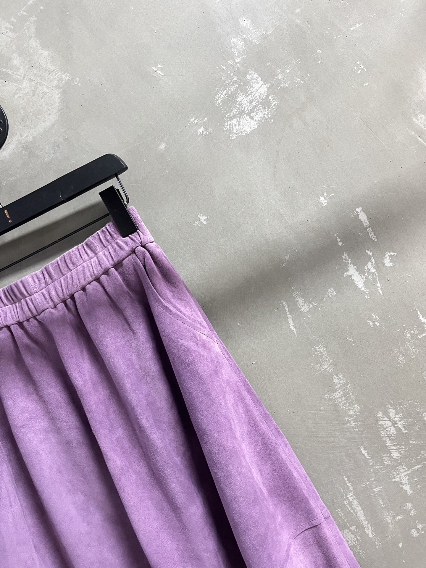 Miu Miu Vintage High Waist A-Line Midi Skirt - Elegant & Timeless Style 6 i1754121246260 2694 0 3