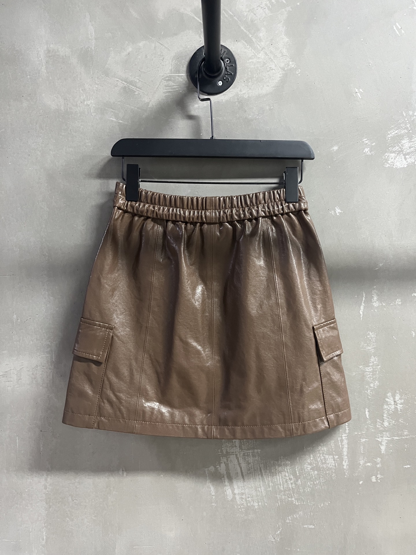 Fashionable One-Size-Fits-All Female Suit: P1488 Leather Suit Details for 2025 Autumn - 图片 6