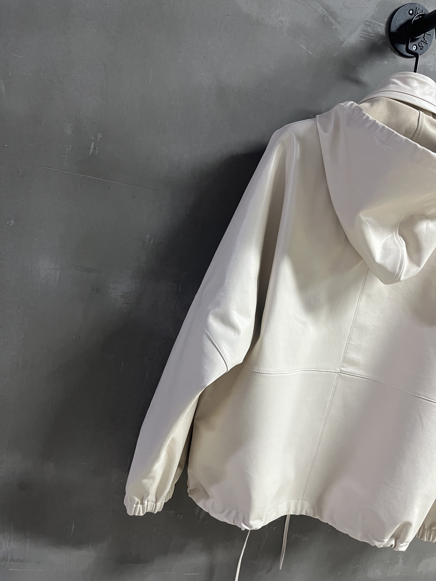 “2025 Early Autumn Female Suit P3072 with Stylish Design and Imported Turkish Super-Skinned Material” - 图片 8