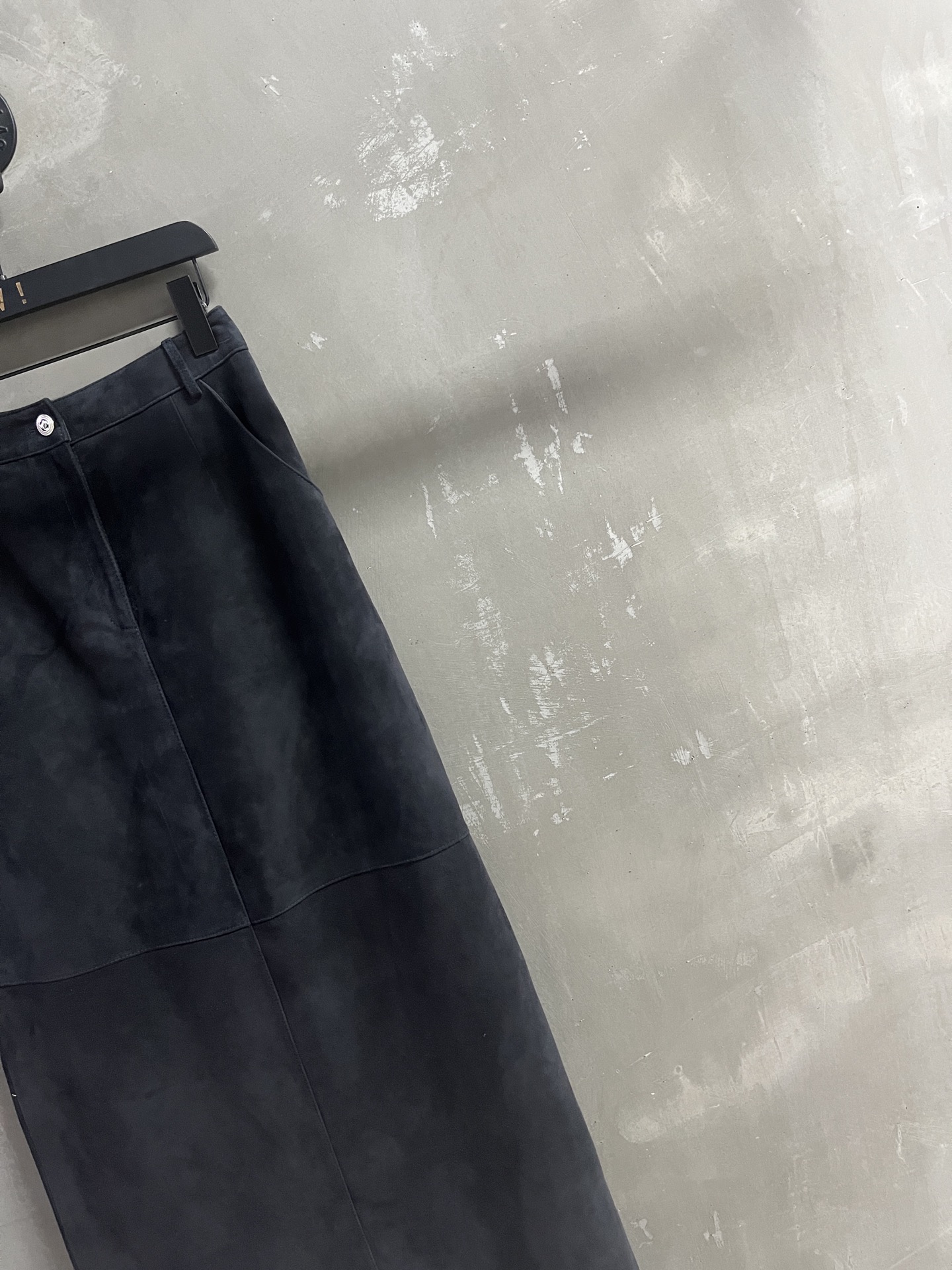 Elegant High-Waisted Leather Pencil Skirt - Timeless Style & Comfort 5 i1754659136389 796 0 2
