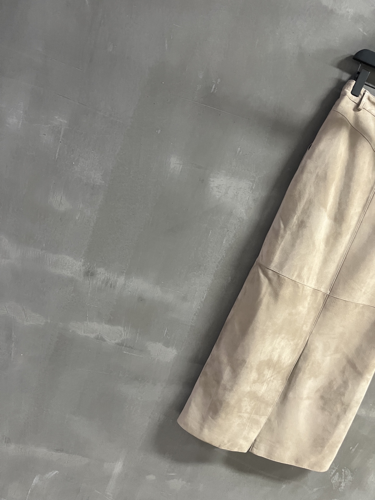 “Stylish Imported Leather Face Skirt from Turkey: 2025 Autumn Novel Fashion for Bad Girls in M-XL Size” - 图片 3