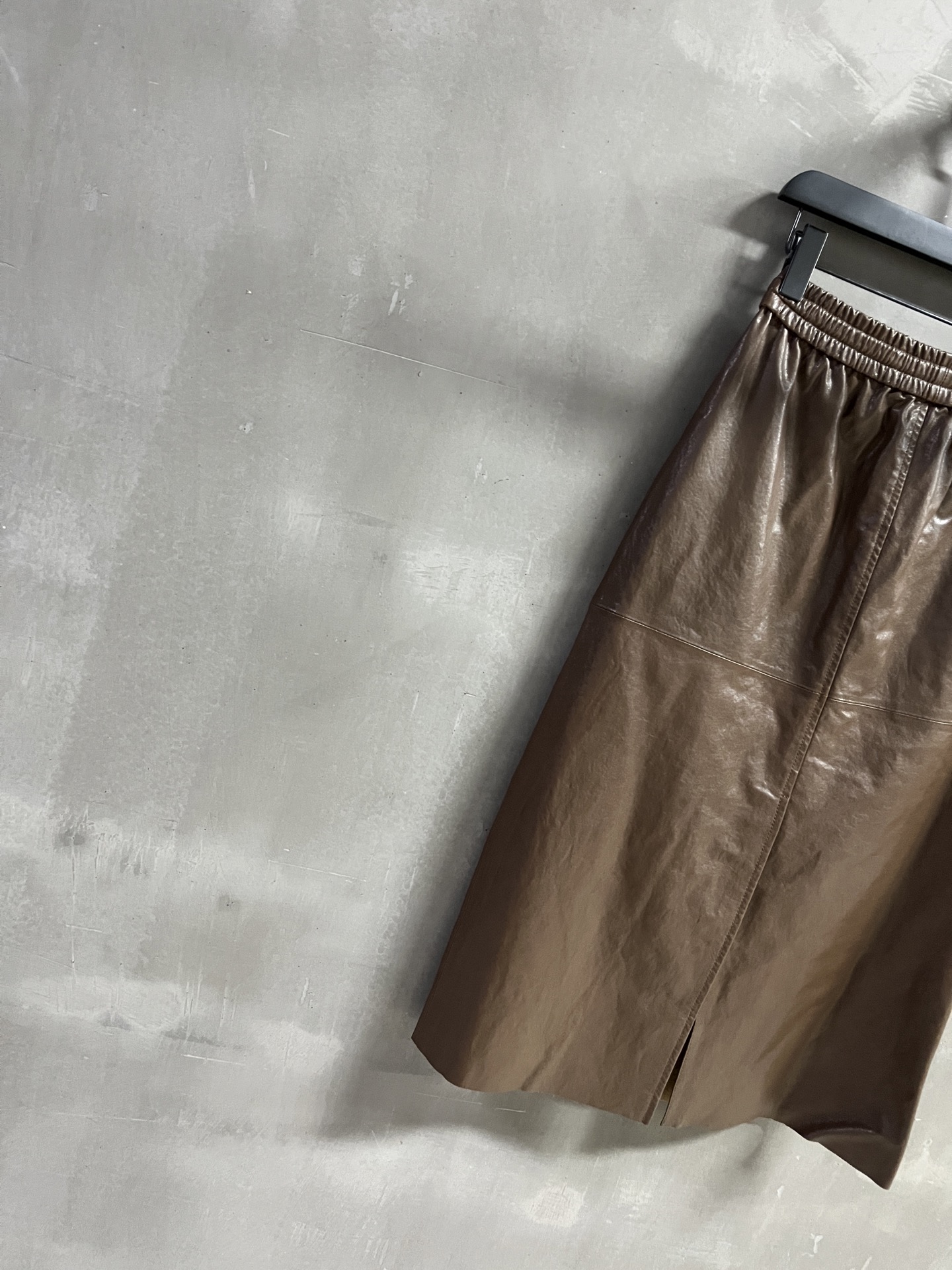 The R*w Leather Skirt - Chic, Retro Style, and Comfortable Fit 7 i1754749366281 3391 0 4