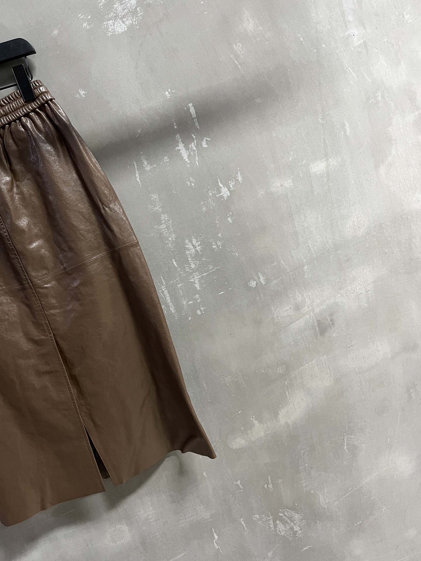 The R*w Leather Skirt - Chic, Retro Style, and Comfortable Fit 8 i1754749366368 1352 0 5