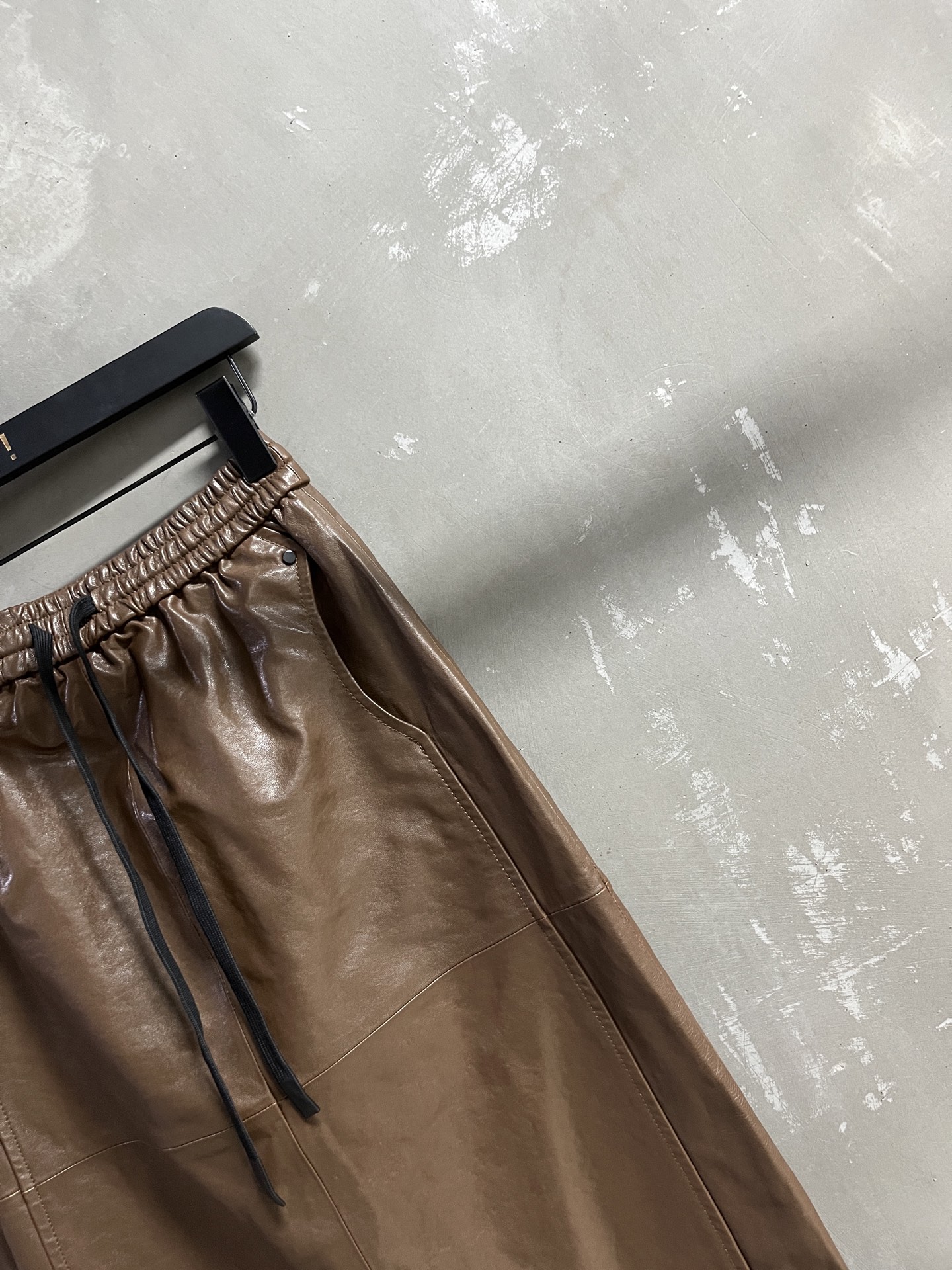 The R*w Leather Skirt - Chic, Retro Style, and Comfortable Fit 6 i1754749370803 5117 0 3