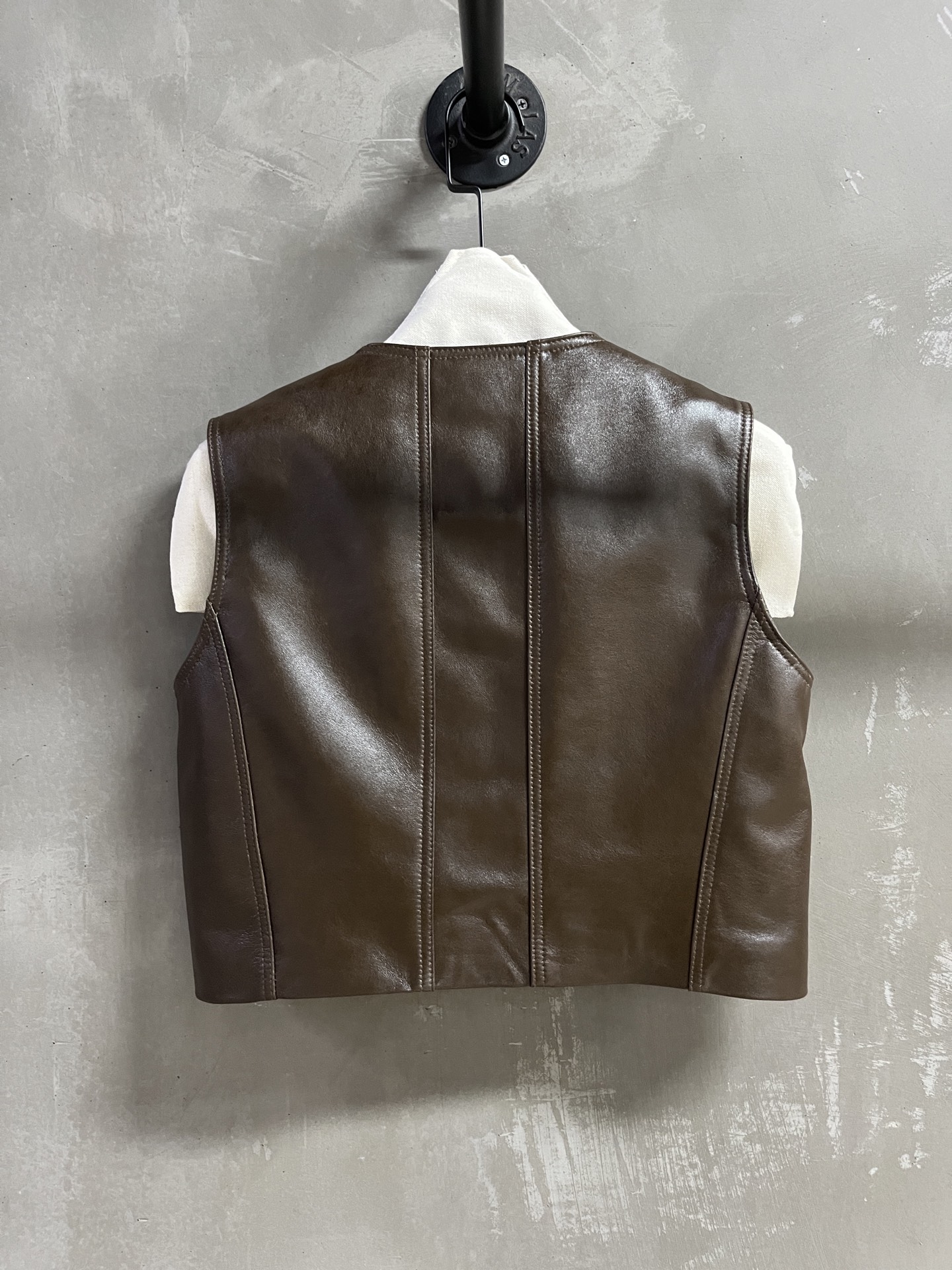 Chanel Inspired Lambskin Vest: Classic Design, Timeless Style, Perfect for Fall 2025 10 i1755010878184 406 0 8