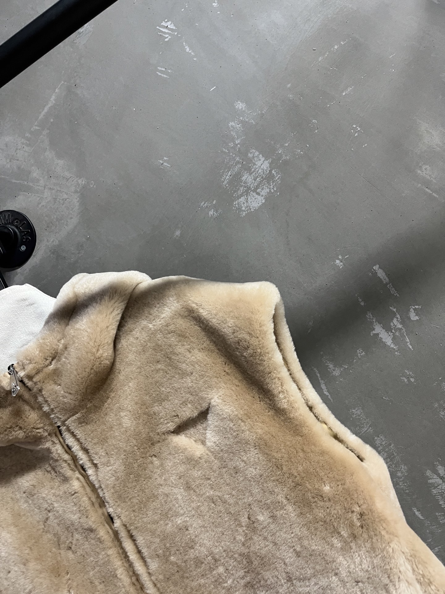 Title: P3072 Melancholic Stylish Coat 2025 Collection Summary: Stylish, melancholic one-size-fits-all coat from Pr*da 2025 collection in Melinau - 图片 5