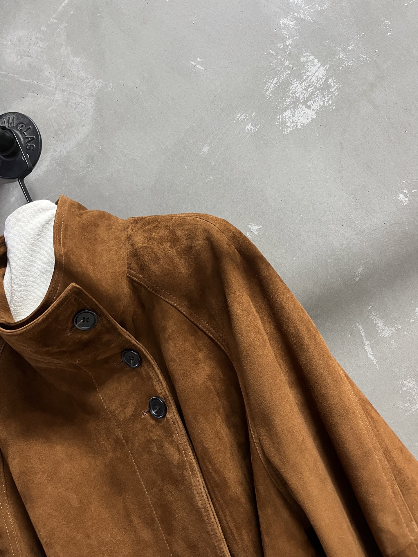 “2025 MiuMi* Women’s Jacket: Classic Design with Turkish Sheepskin Material in S-L Sizes” - 图片 4