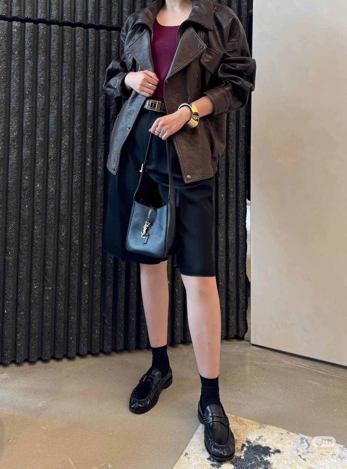 🫧ysl’s old leather coat this year. it’s a stylish stylish idea - 图片 3