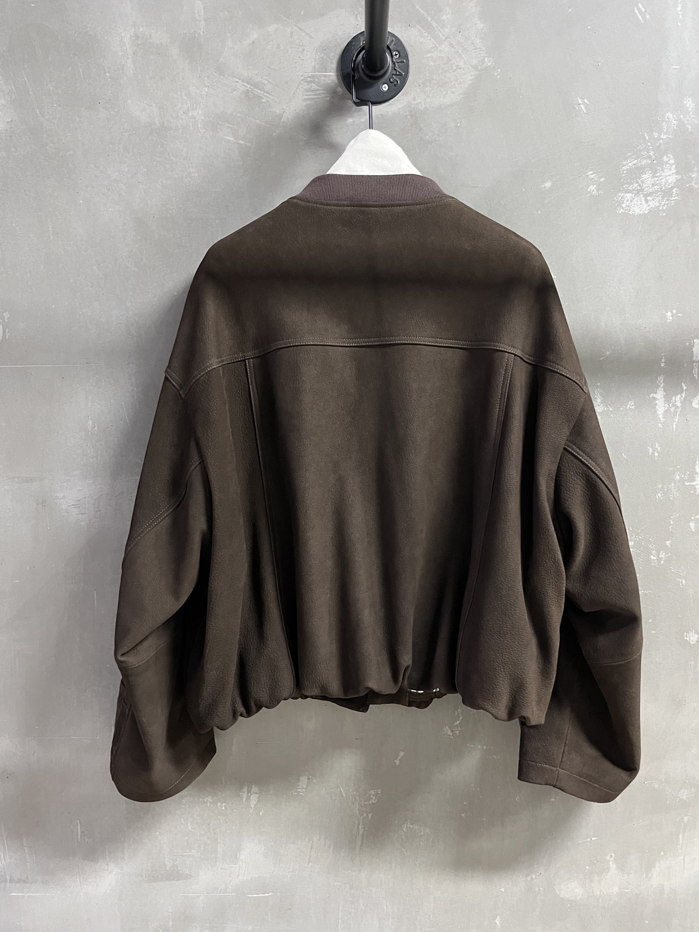 2025 Fashion: Elk Embroidered Leather Jacket for Bad Girls – MiuMi* Profile Review - 图片 9