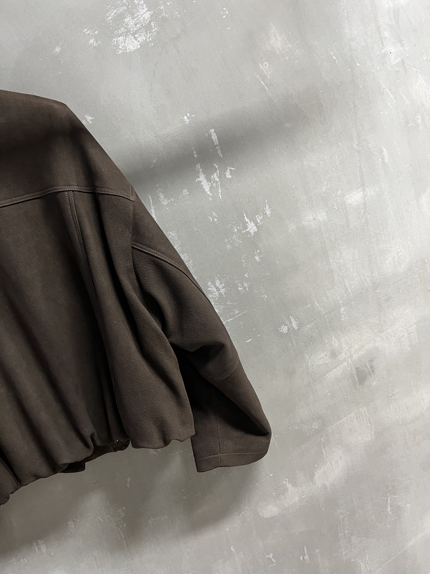 2025 Fashion: Elk Embroidered Leather Jacket for Bad Girls – MiuMi* Profile Review - 图片 8