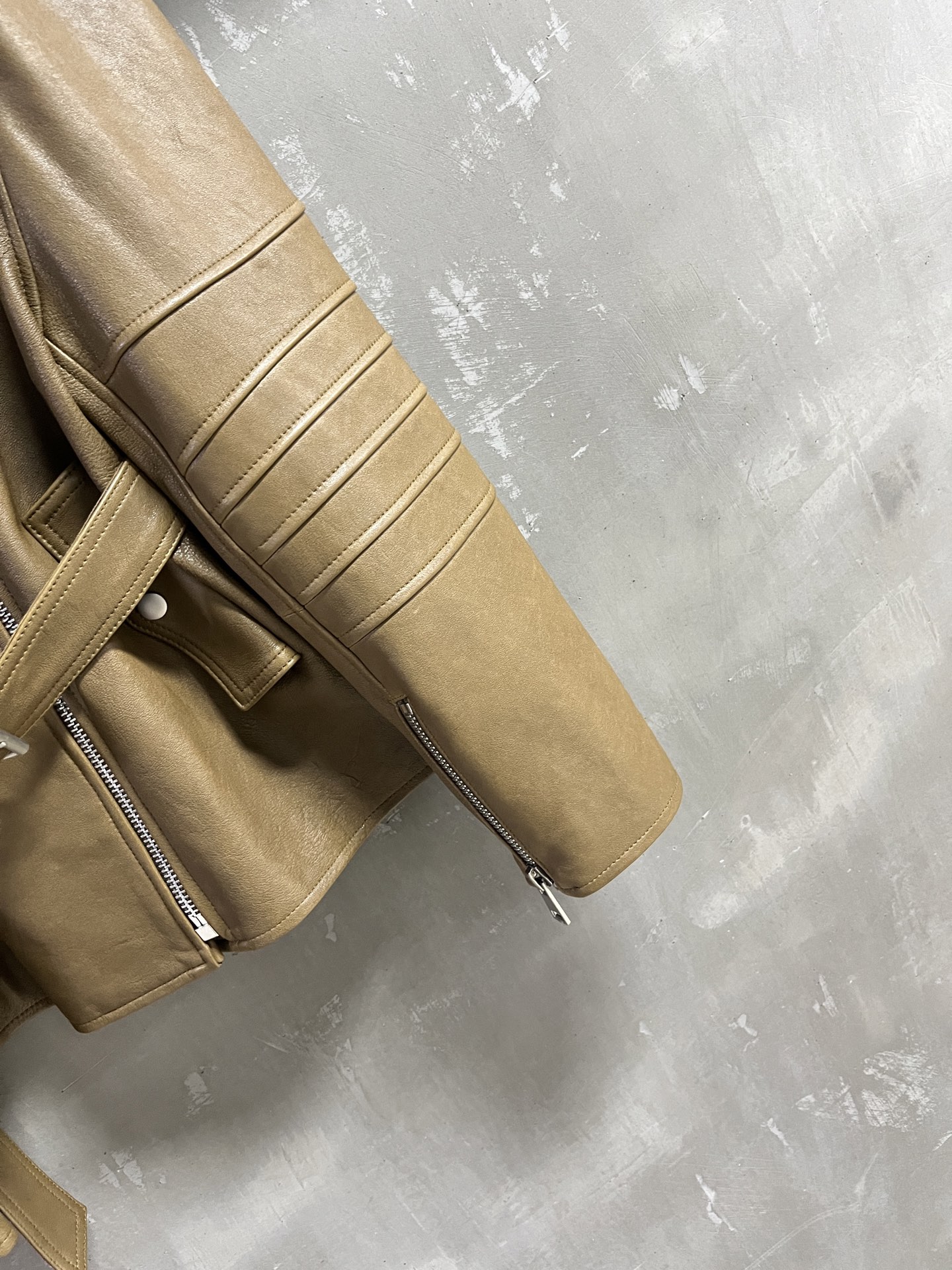 Vintage-Style Lambskin Leather Jacket - Timeless Sweet Cool Outerwear 8 i1756391927298 2609 0 5