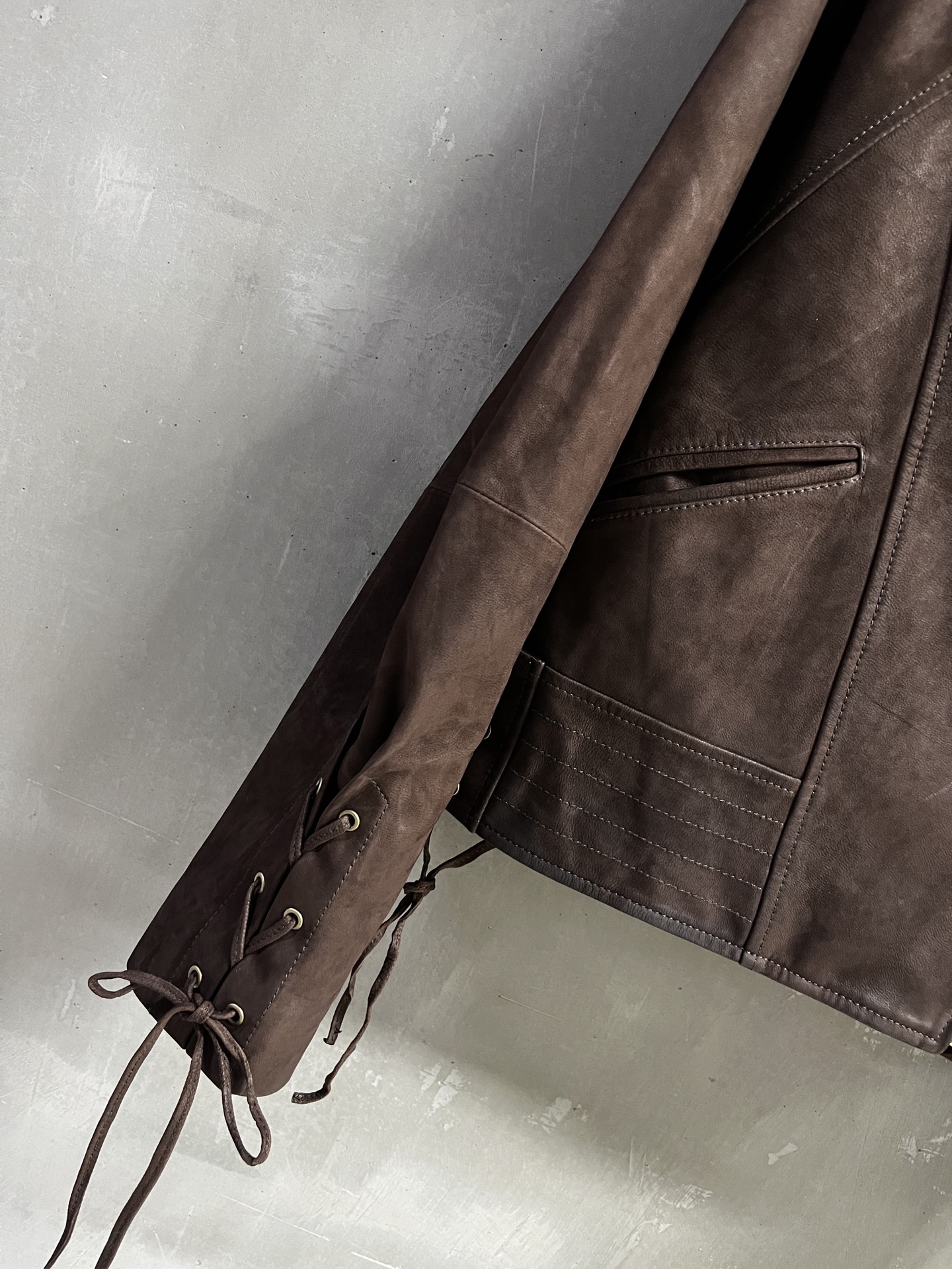 Isabel Marant Leather Jacket - Relaxed Fit, Vintage Style, Fall 2025 Collection 7 i1756740888470 6255 0 3