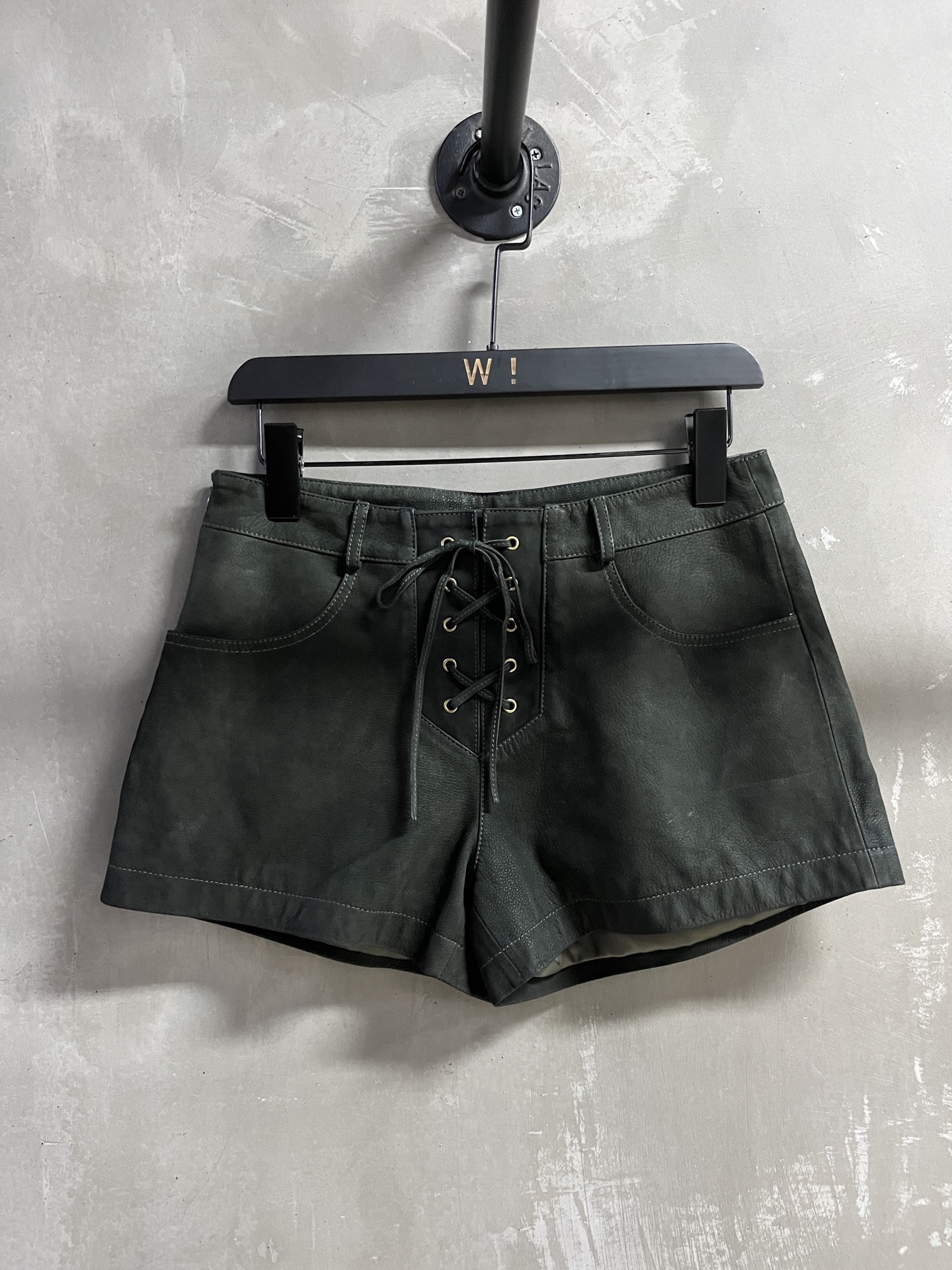 Isabel Marant Leather Shorts - Retro Style, Comfortable Fit 3 i1756741403480 2631 0 0