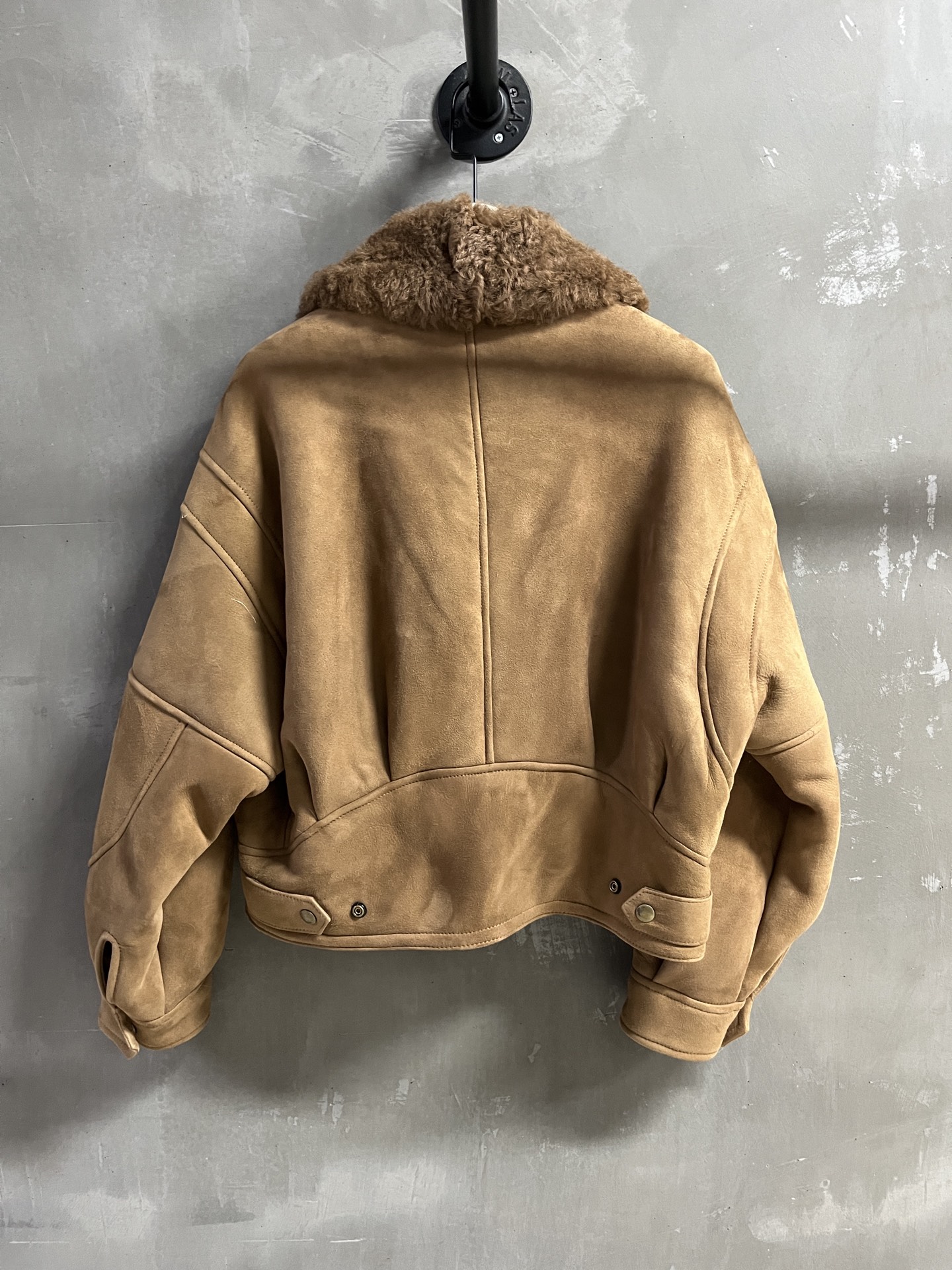 Saint Laurent Shearling Leather Jacket - Autumn 2025 Collection 10 i1757087376995 9875 0 8