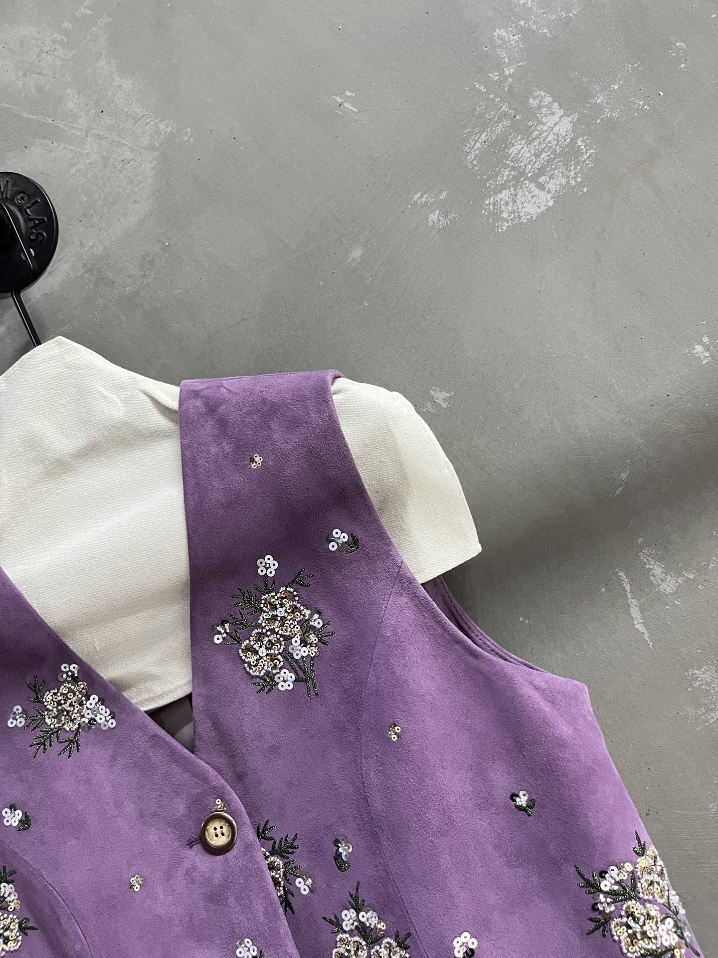 Miu Miu Inspired Embroidered Vest: Retro Chic & Versatile Style 5 i1757517691715 2584 0 2
