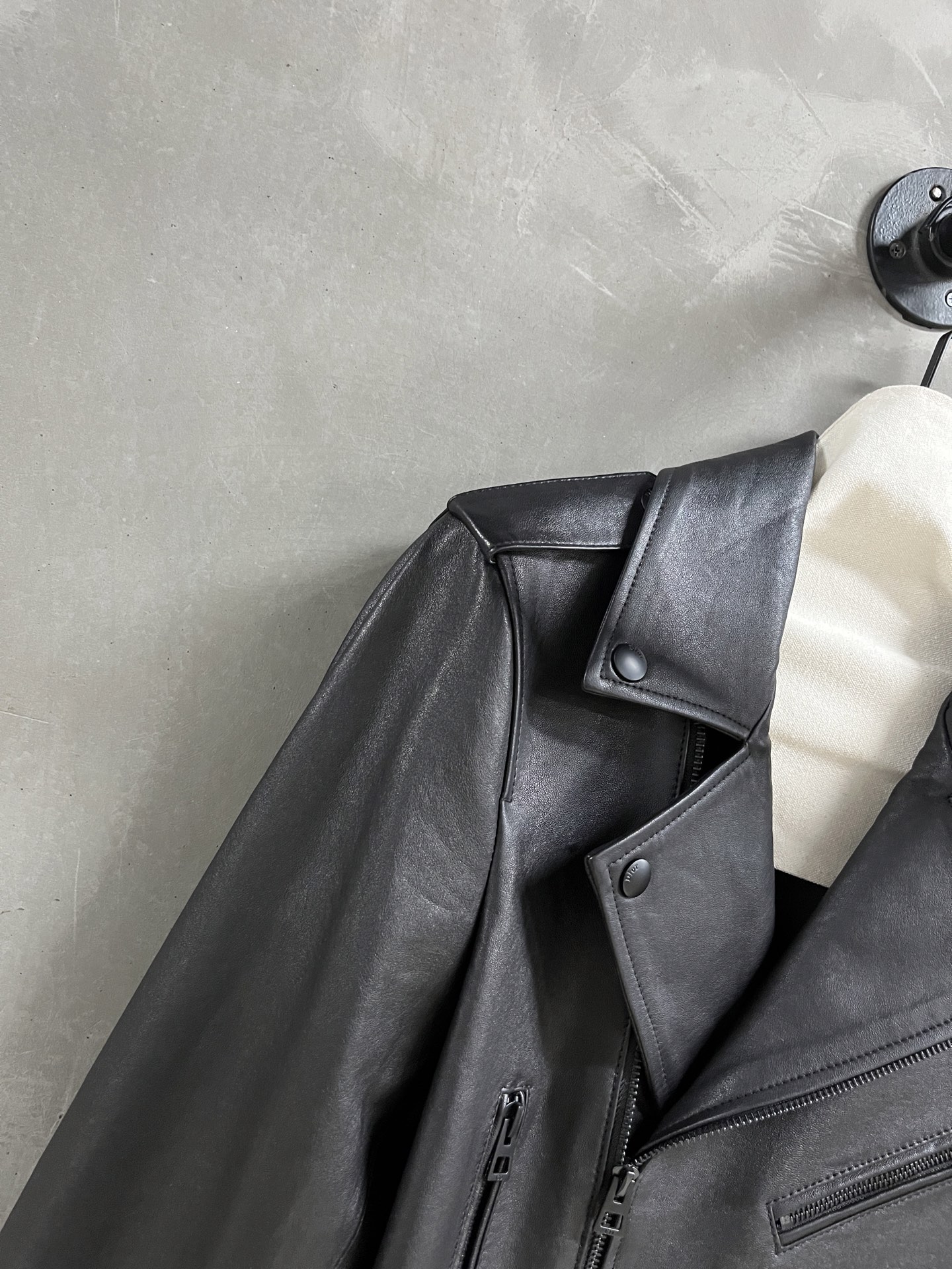 Dior Biker Jacket: Chic & Trendy for Fall/Winter 2025 - S to XL 3 i1758036800802 5315 0 1