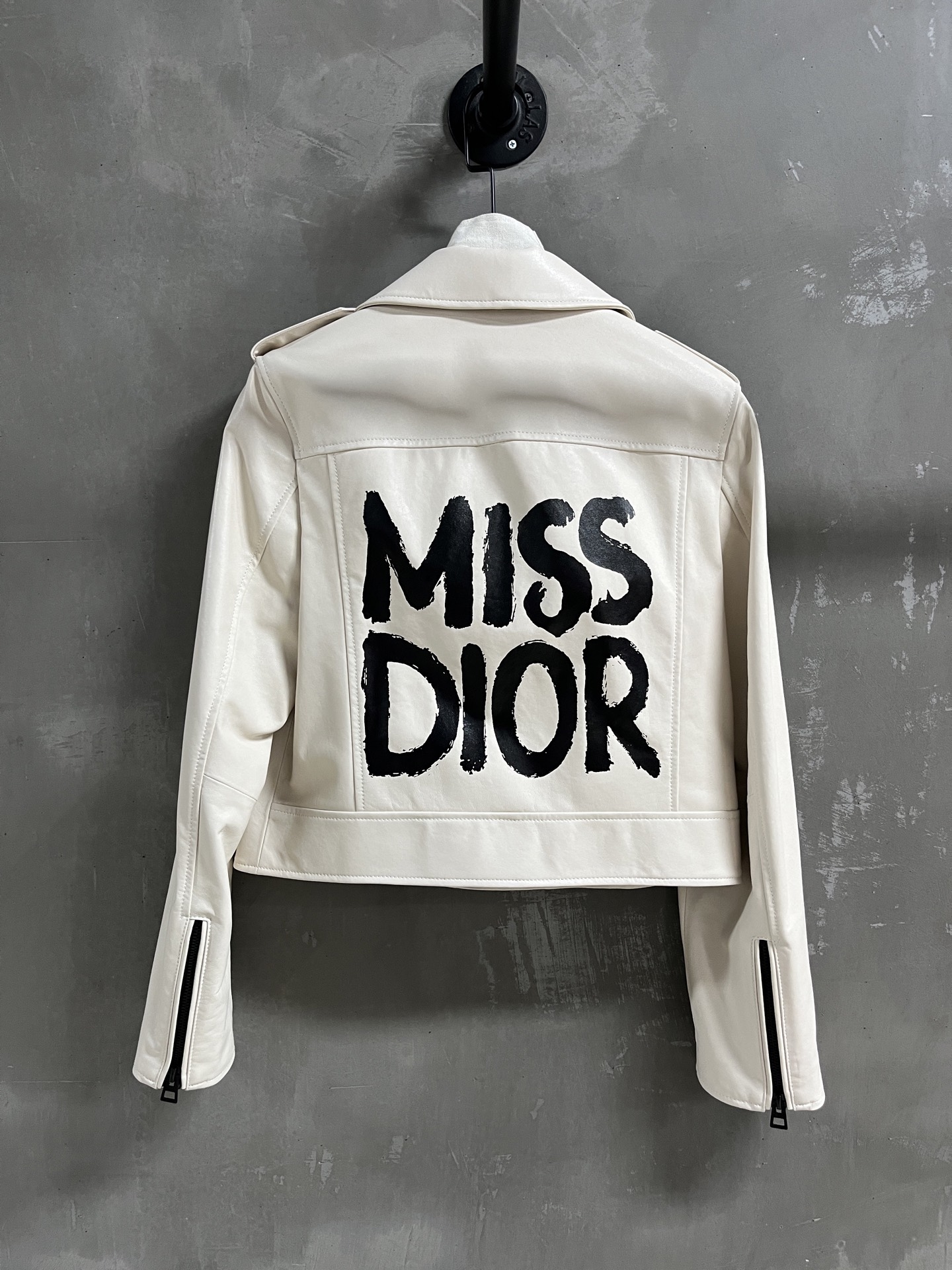 Dior 2025 Fall Collection Lambskin Leather Biker Jacket - Chic & Stylish 10 i1758036854578 5901 0 8