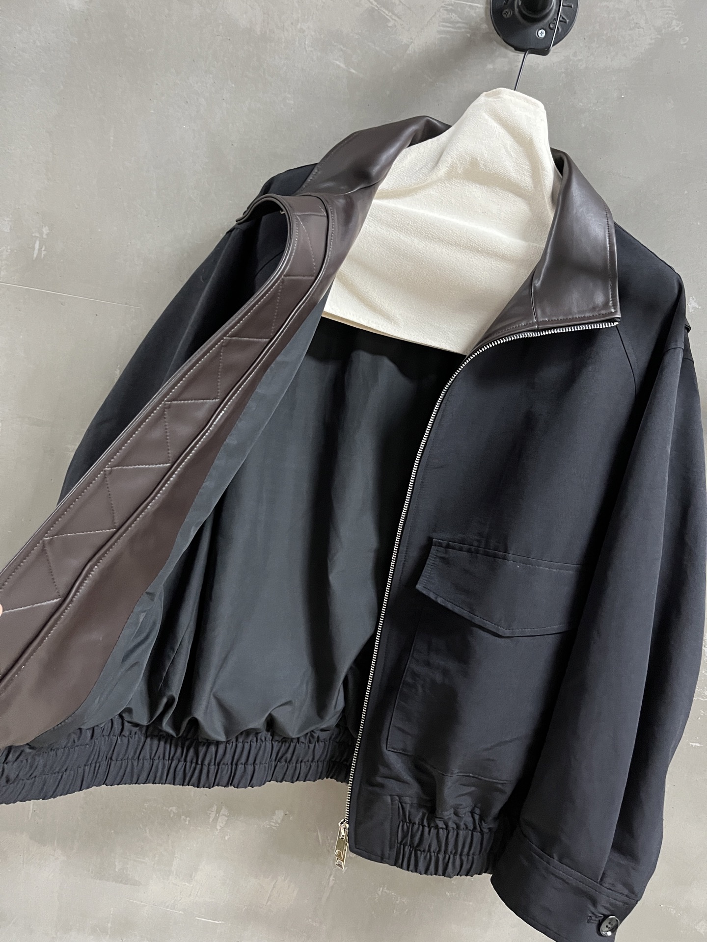 Bottega Veneta Vintage Denim & Lambskin Jacket 8 i1758381893834 8397 0 5