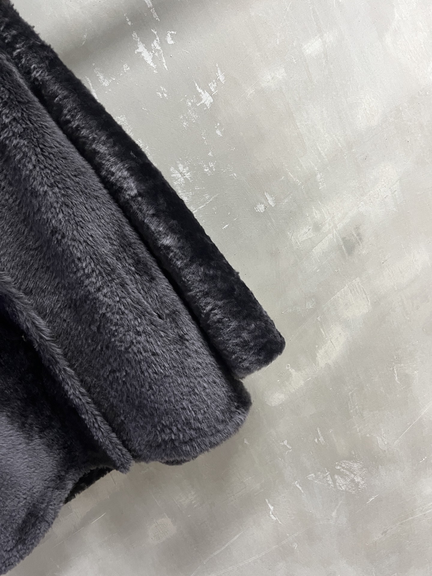 Max Mara Shearling Jacket - Timeless M*lard Shade, S-L Sizes Available 8 i1758640974508 6490 0 5