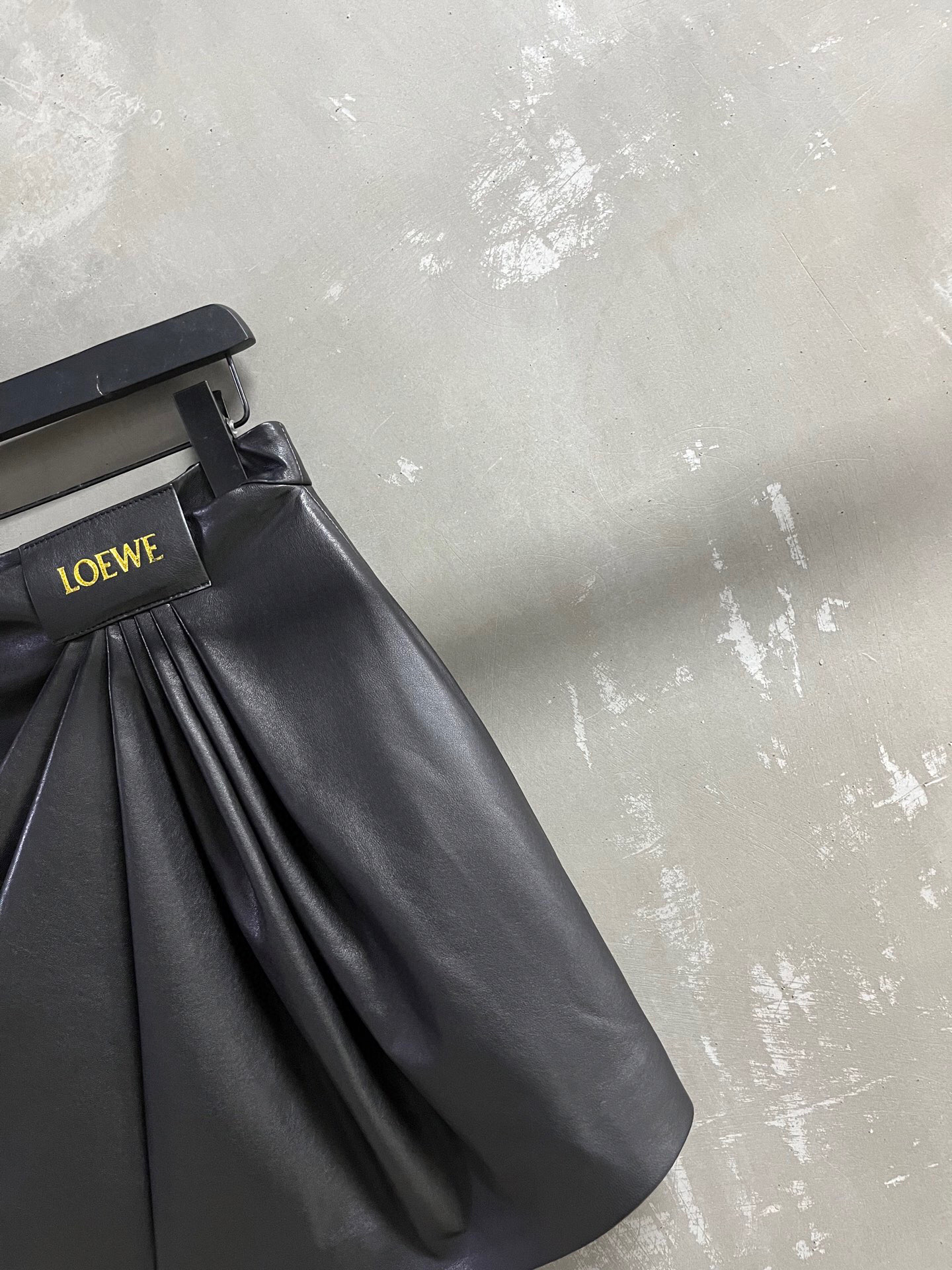 Loewe Inspired Leather Mini Skirt - Chic, Retro Style for Women 5 i1758815248781 9198 0 1