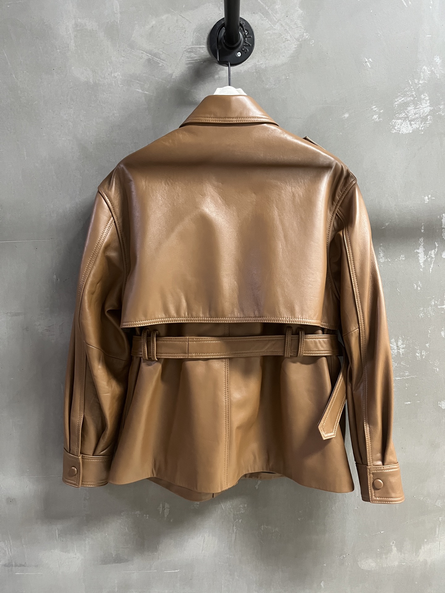 Saint Laurent Leather Jacket: Fall 2025 New Collection - Stylish & Versatile 9 i1759416381758 521 0 7