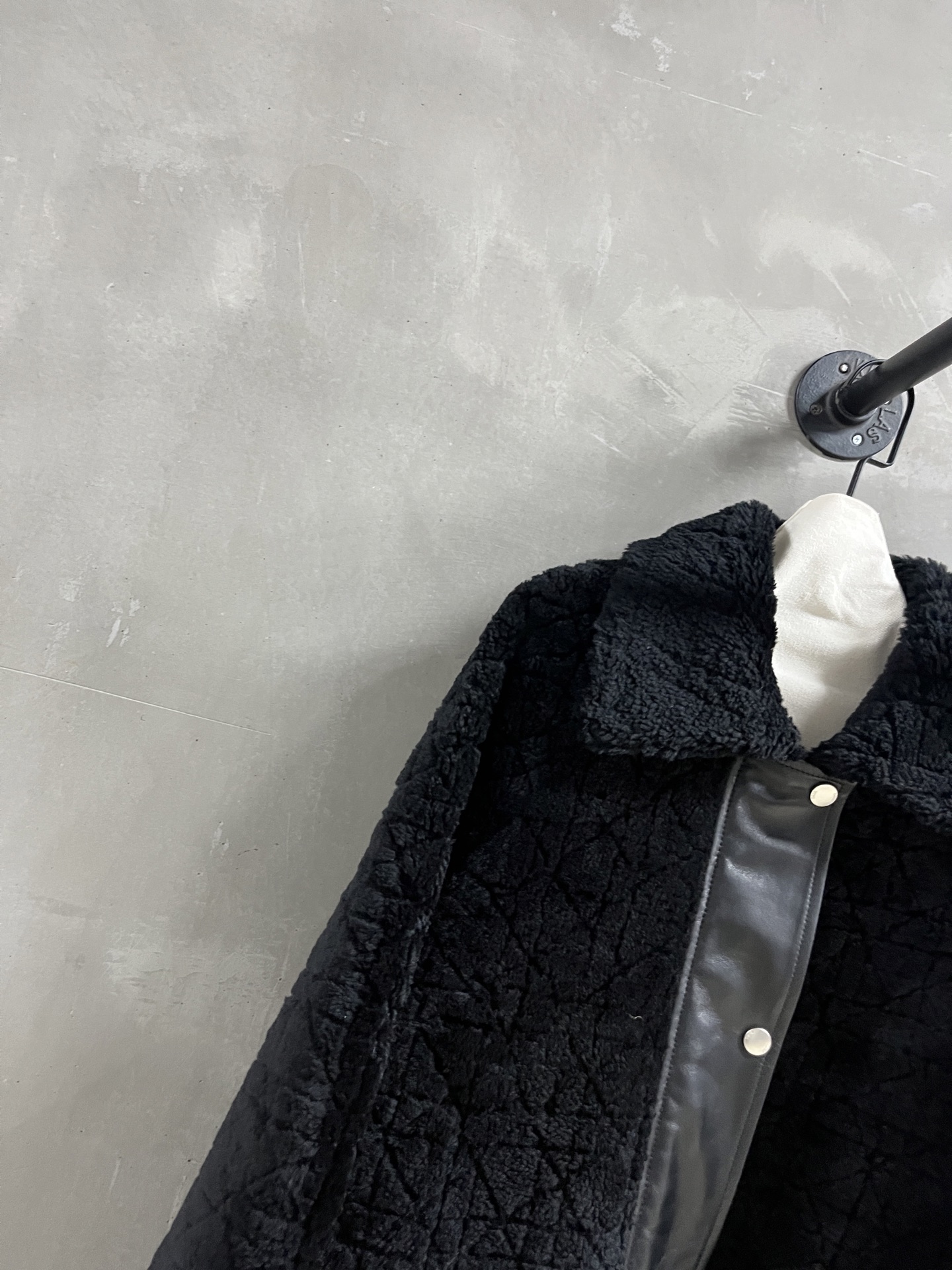 Dior Winter Lambskin Coat: Timeless Cannage Pattern, Merino Wool, and Chic Style 7 i1759675063155 4726 0 4