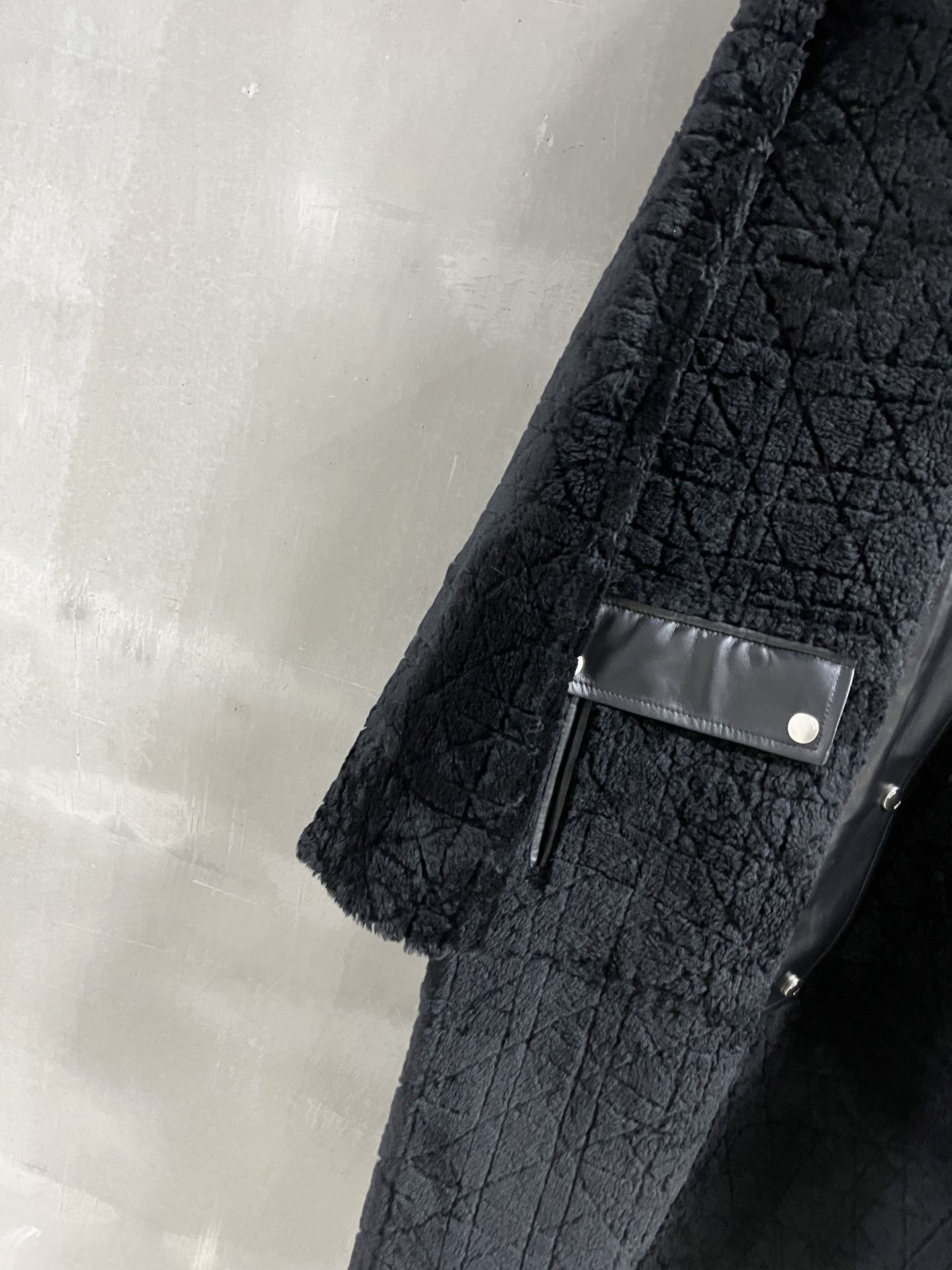 Dior Winter Lambskin Coat: Timeless Cannage Pattern, Merino Wool, and Chic Style 5 i1759675072628 2697 0 2