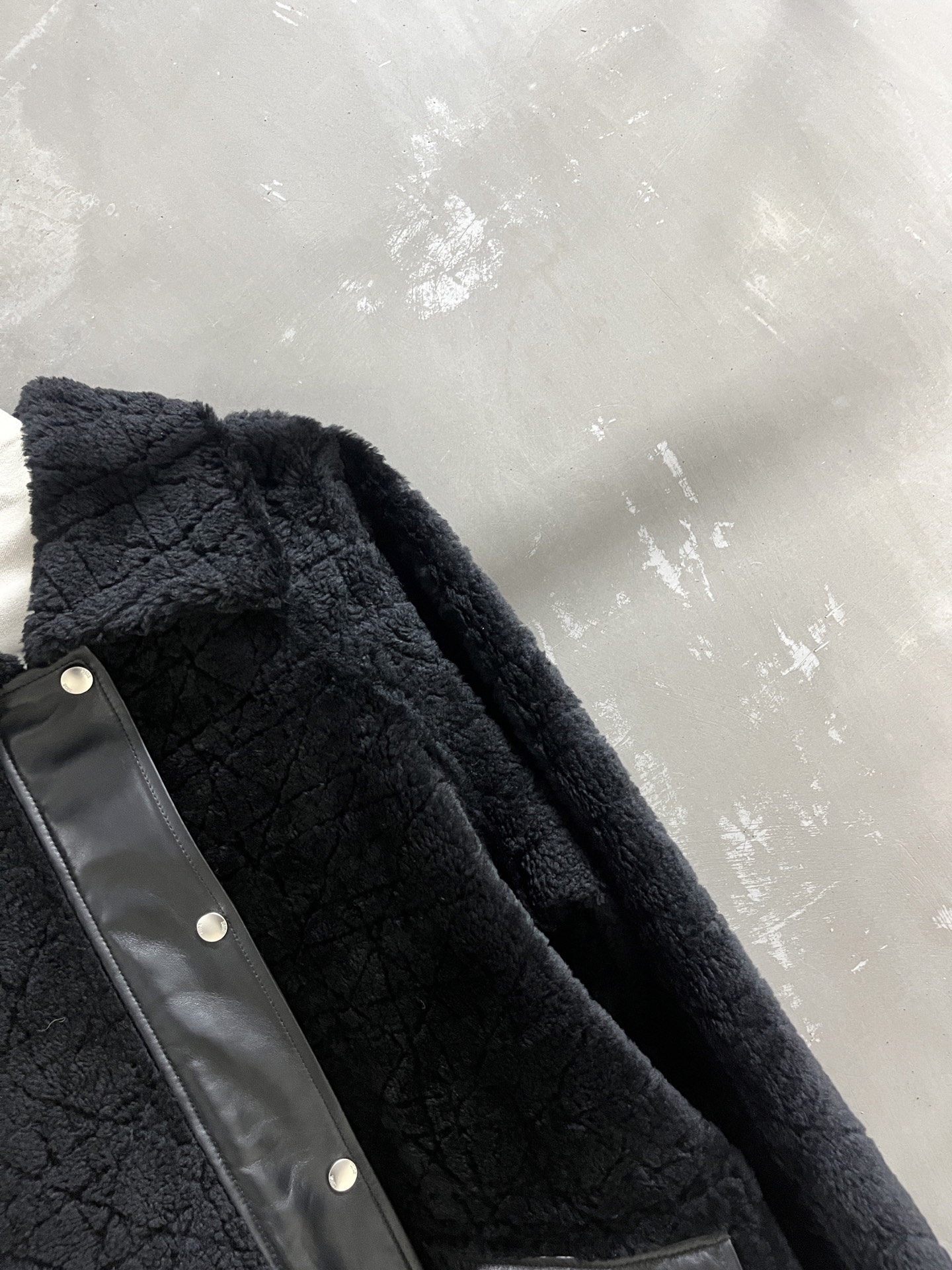 Dior Winter Lambskin Coat: Timeless Cannage Pattern, Merino Wool, and Chic Style 8 i1759675072693 5644 0 5