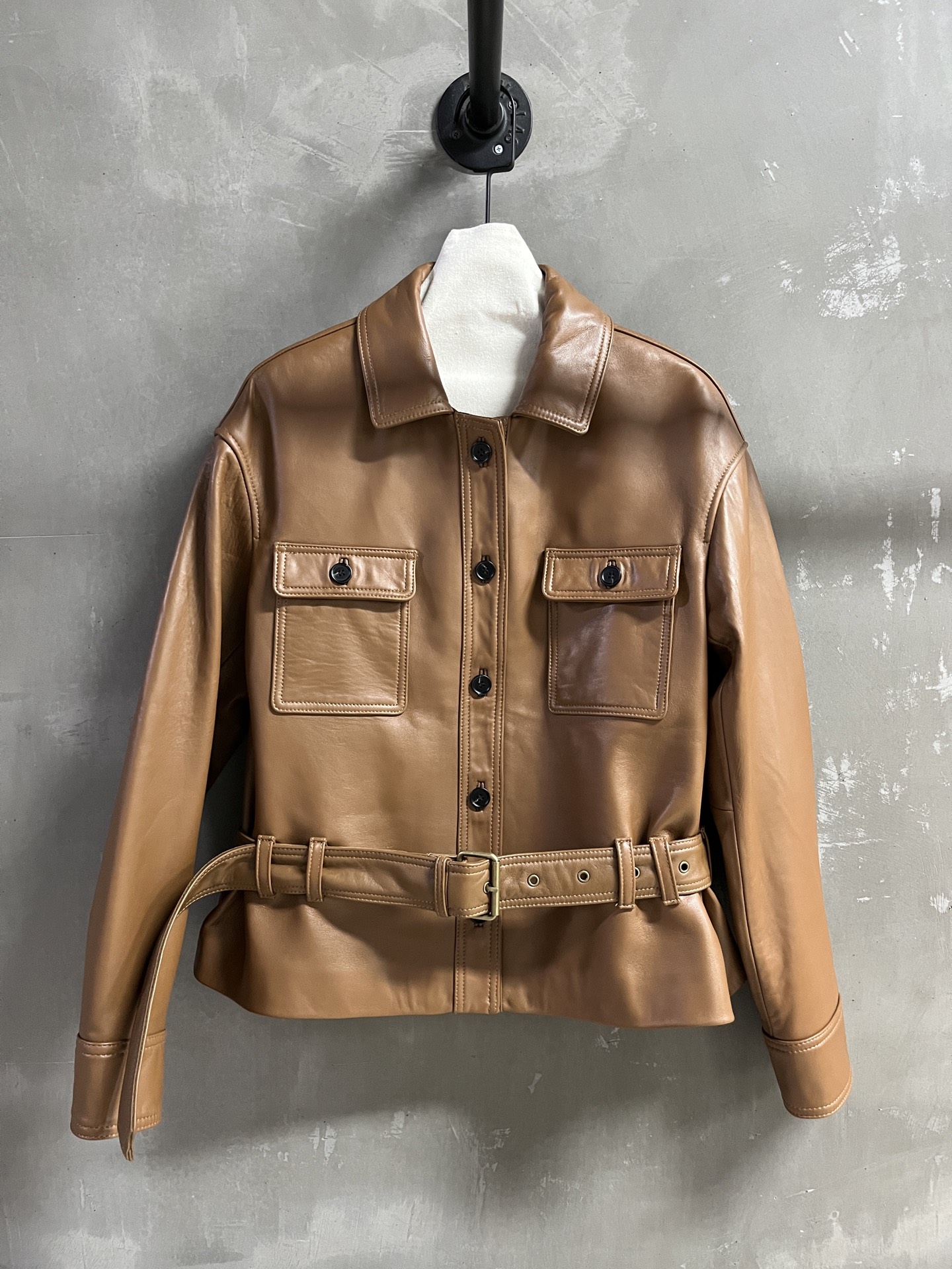 Saint Laurent Leather Jacket: 2025 Fall Collection - Stylish & Versatile 2 i1759677804057 6901 0 0