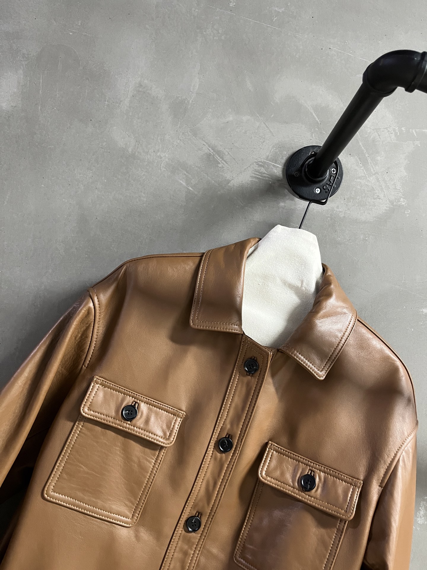 Saint Laurent Leather Jacket: 2025 Fall Collection - Stylish & Versatile 6 i1759677808031 3999 0 4