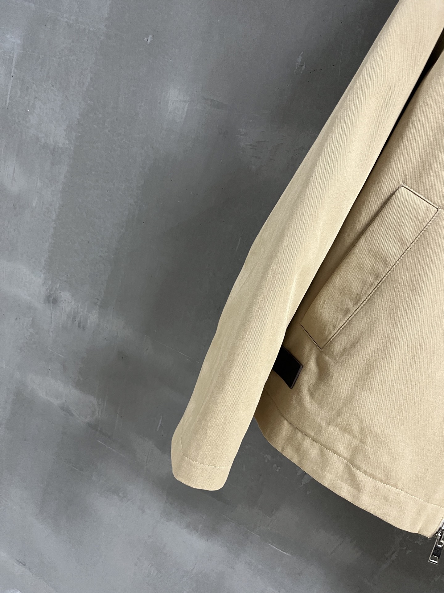 Loewe Winter Coat: Stylish, Versatile Longline Jacket - Must-Have Outerwear 4 i1759850400004 5260 0 1