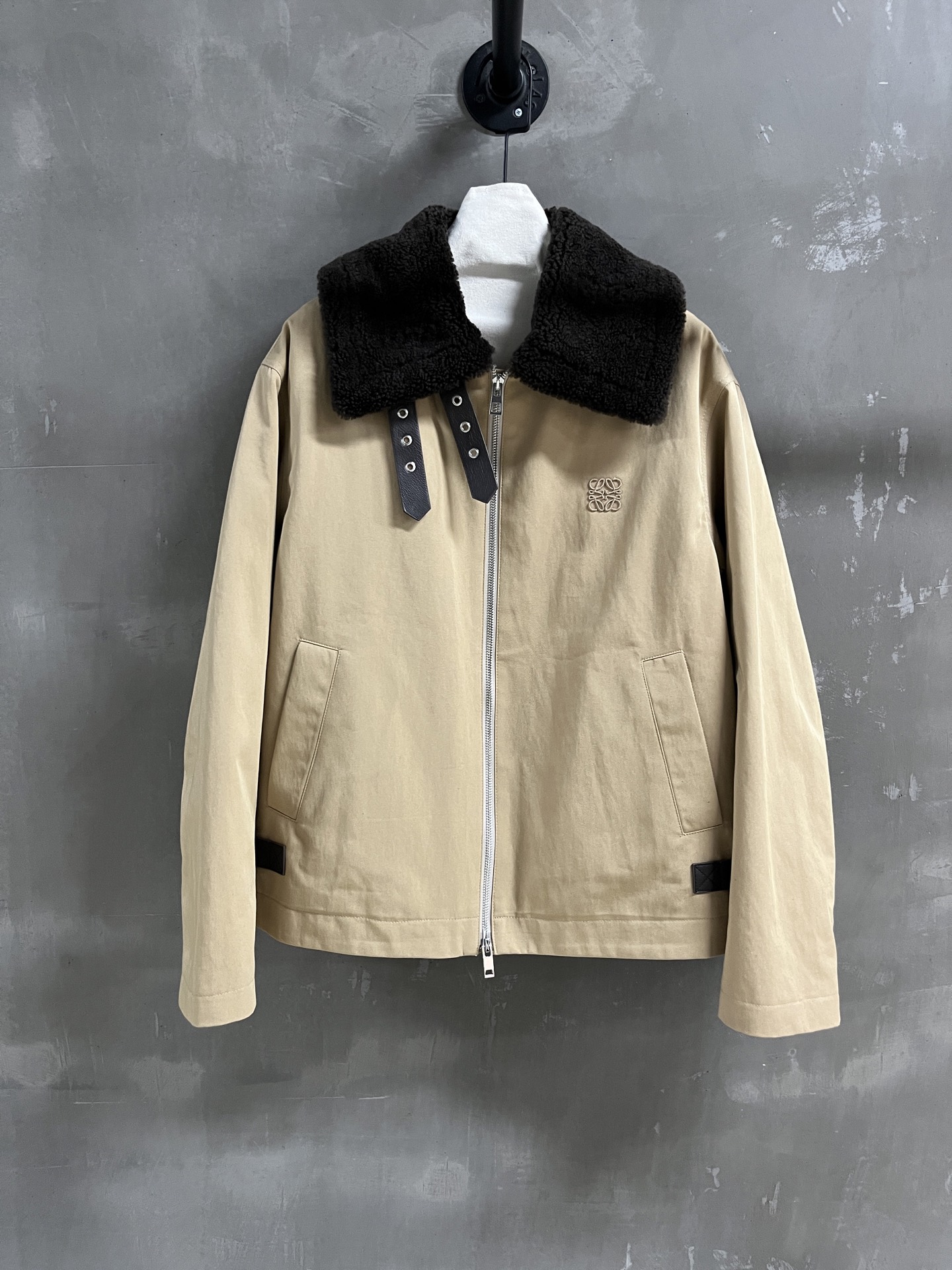 Loewe Winter Coat: Stylish, Versatile Longline Jacket - Must-Have Outerwear 3 i1759850407153 43 0 0