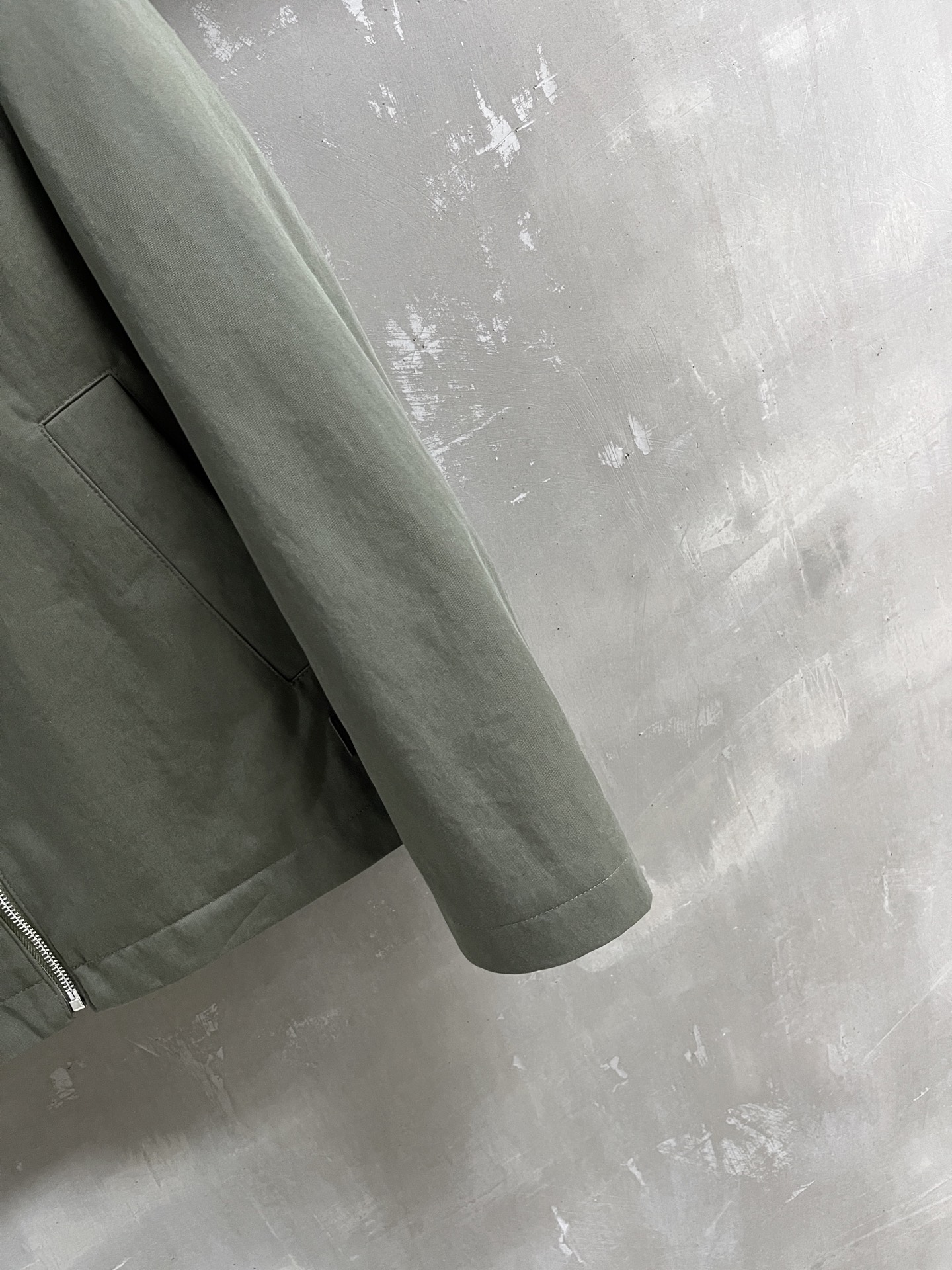 Loewe Winter Coat: Short, Stylish, and Versatile Outerwear 6 i1759850497856 8024 0 3