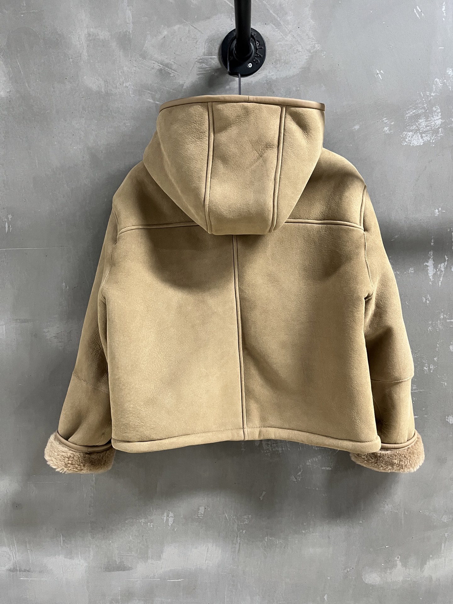 Her*es Shearling Hooded Jacket - Stylish & Warm for Fall/Winter 2025 10 i1759936802315 2373 0 8