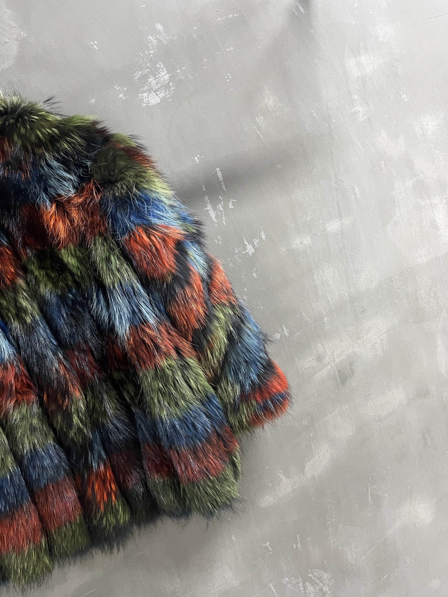 Prada Vintage Fur Coat, 1994 Fall Collection - Chic & Timeless 8 i1760802997664 8381 0 6