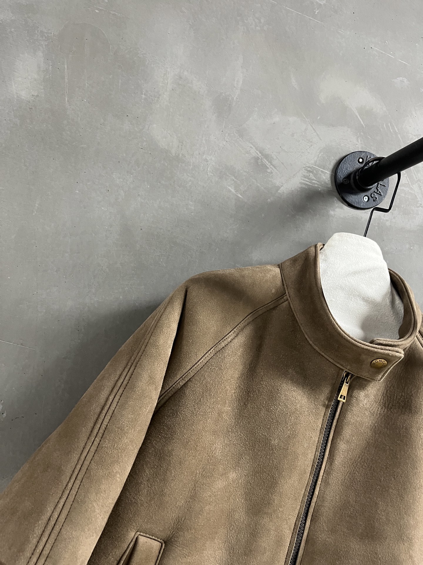 Mon*ler Merino Wool Down Jacket: Warm, Stylish & Versatile 8 i1761051304473 7950 0 6