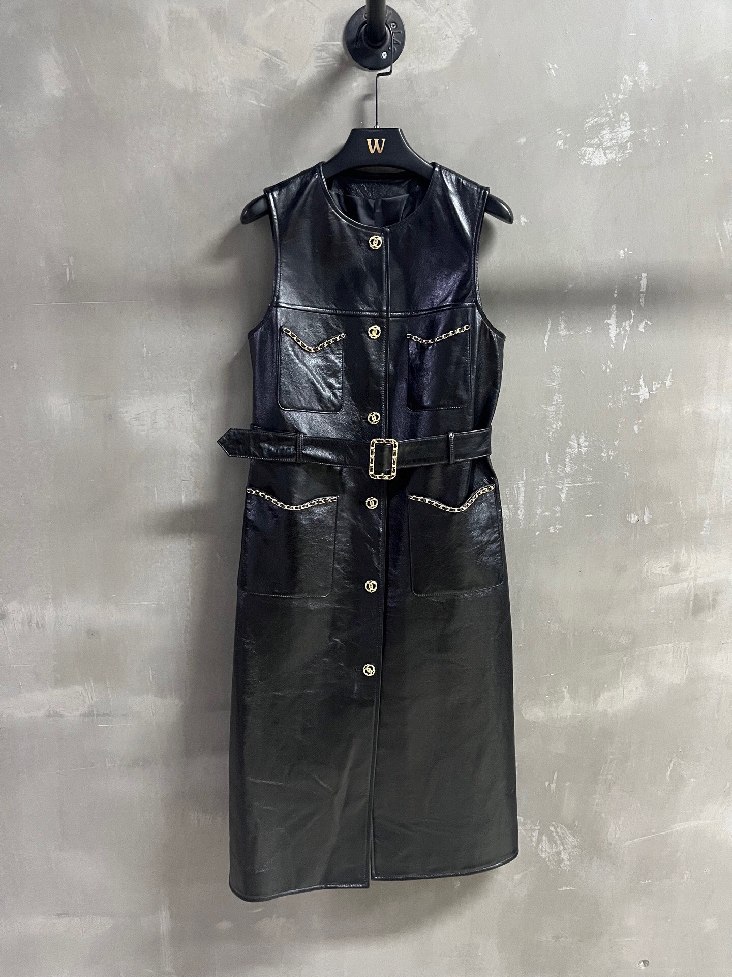 Chanel Inspired 2025 Autumn Vest: Classic Chain Design, Lambskin Leather 3 i1761061508809 5078 0 0