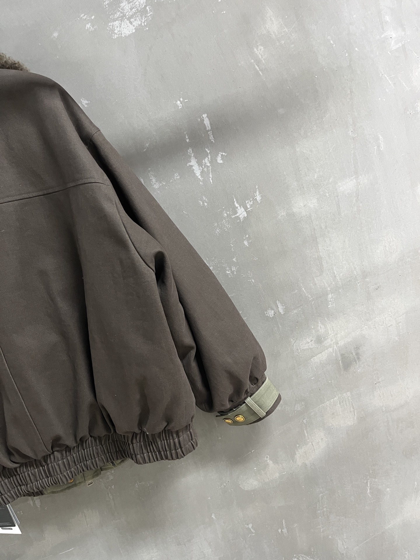 Classic Goose Down Padded Jacket: Timeless Style & Ultimate Warmth 9 i1761226353350 1455 0 7