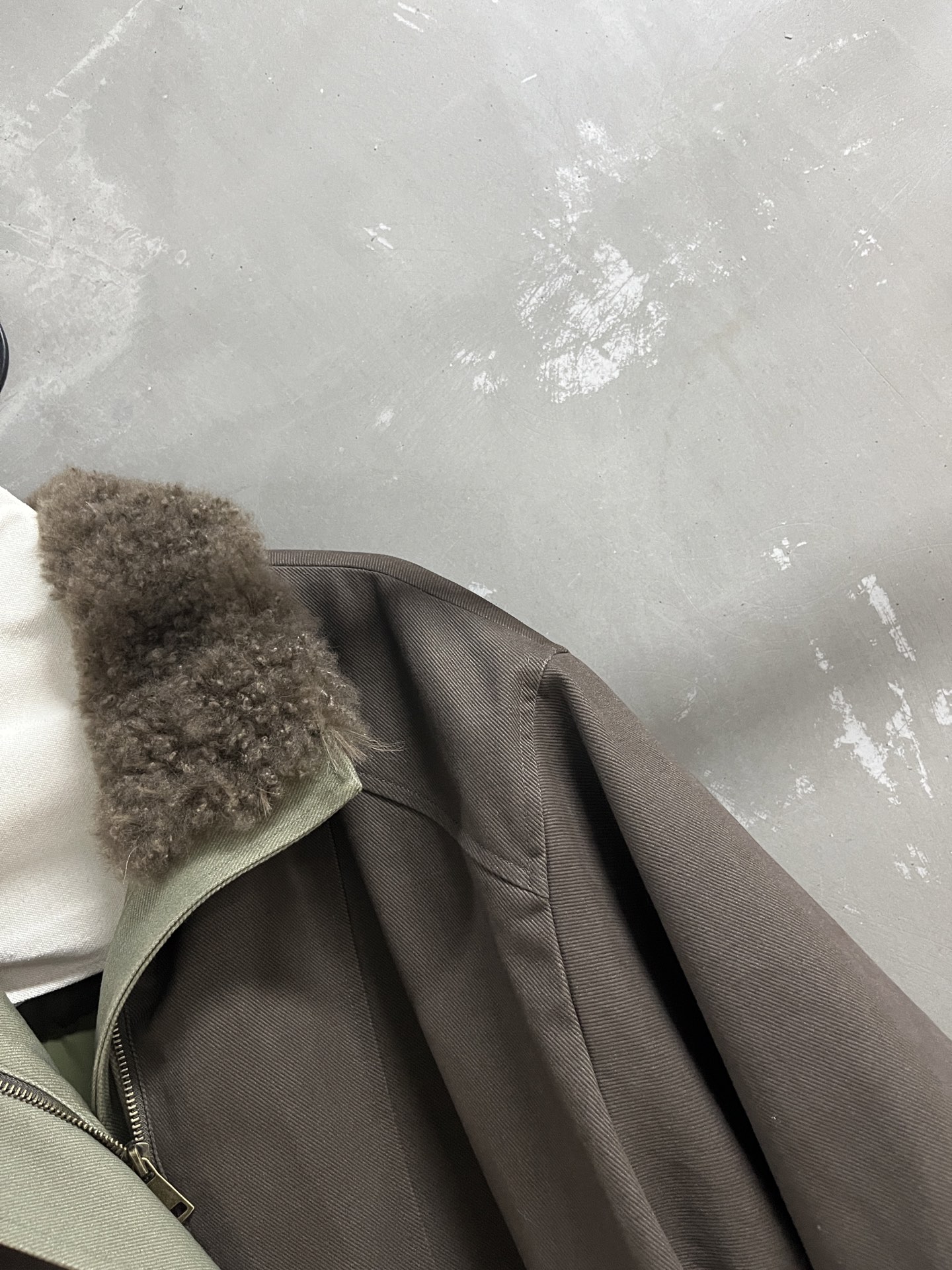 Classic Goose Down Padded Jacket: Timeless Style & Ultimate Warmth 4 i1761226353402 9951 0 1