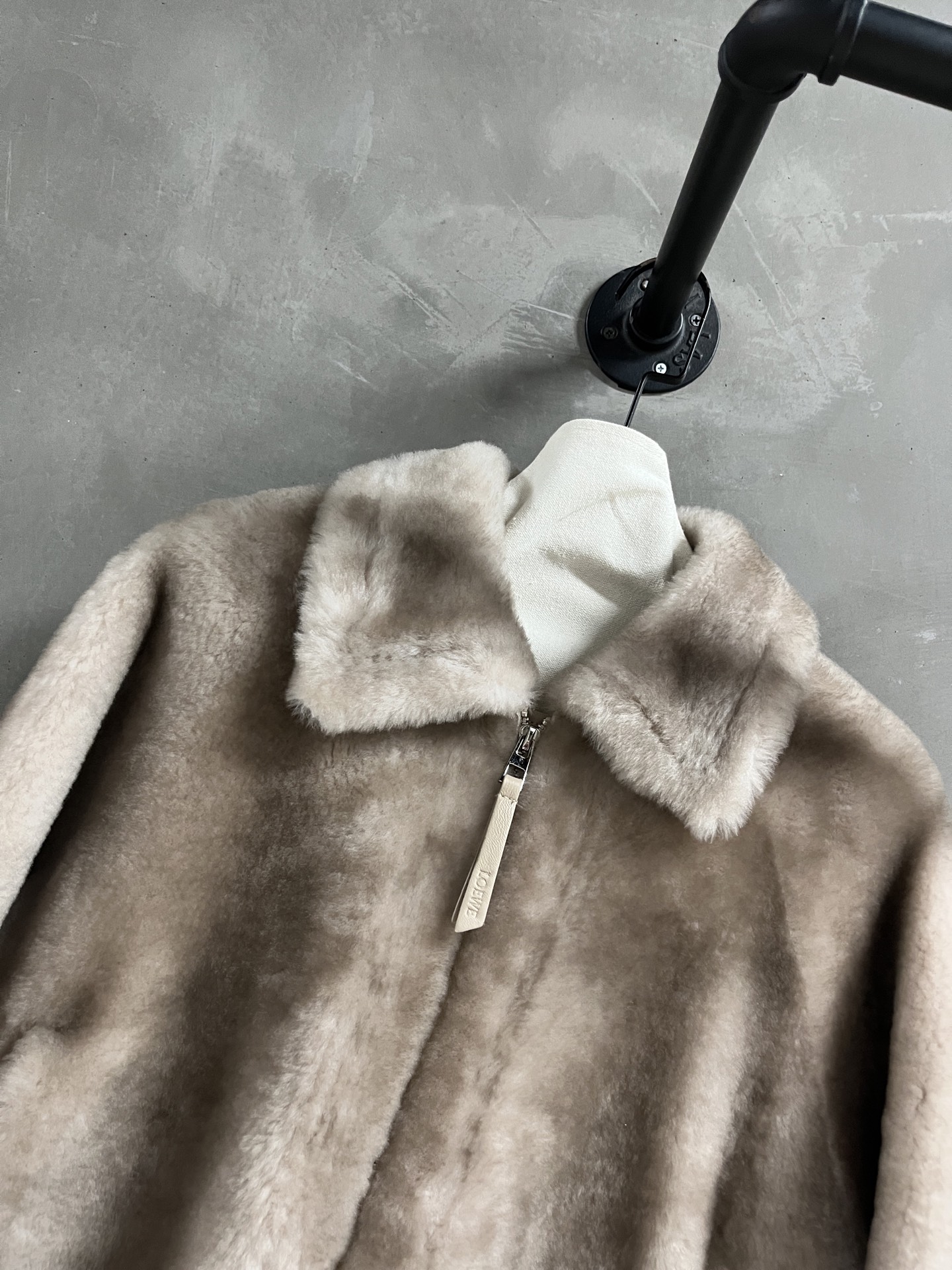 Loewe Shearling Jacket: Vintage Style, Double-Face Sheepskin, S-XL 7 i1761489226252 394 0 4