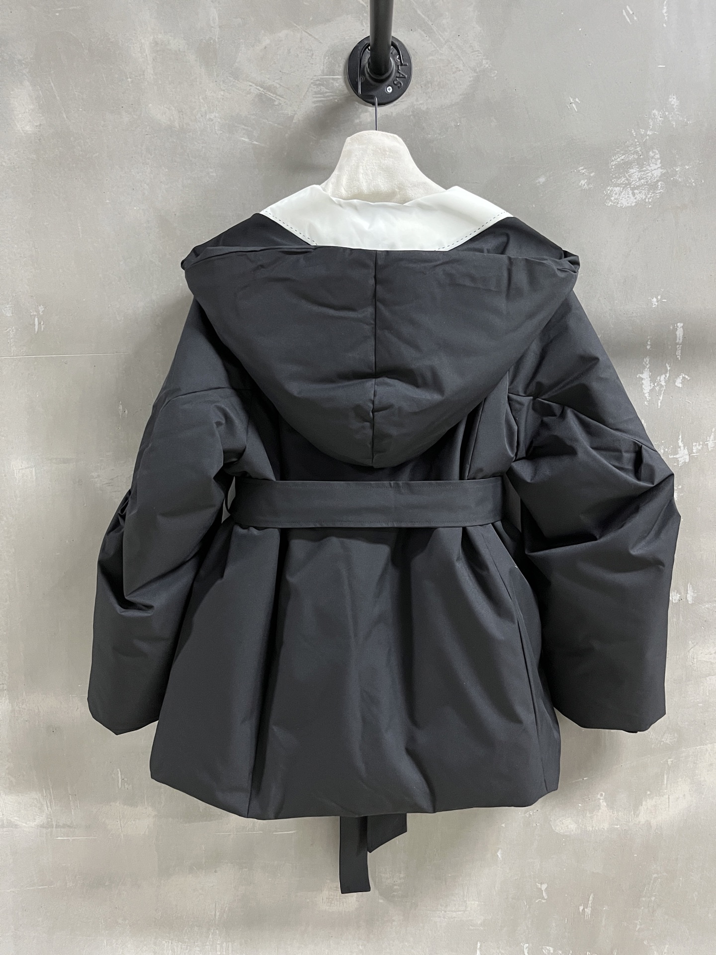 Dior Inspired Padded Down Jacket: Chic, Warm, and Versatile for Fall 10 i1761491121110 3390 0 8