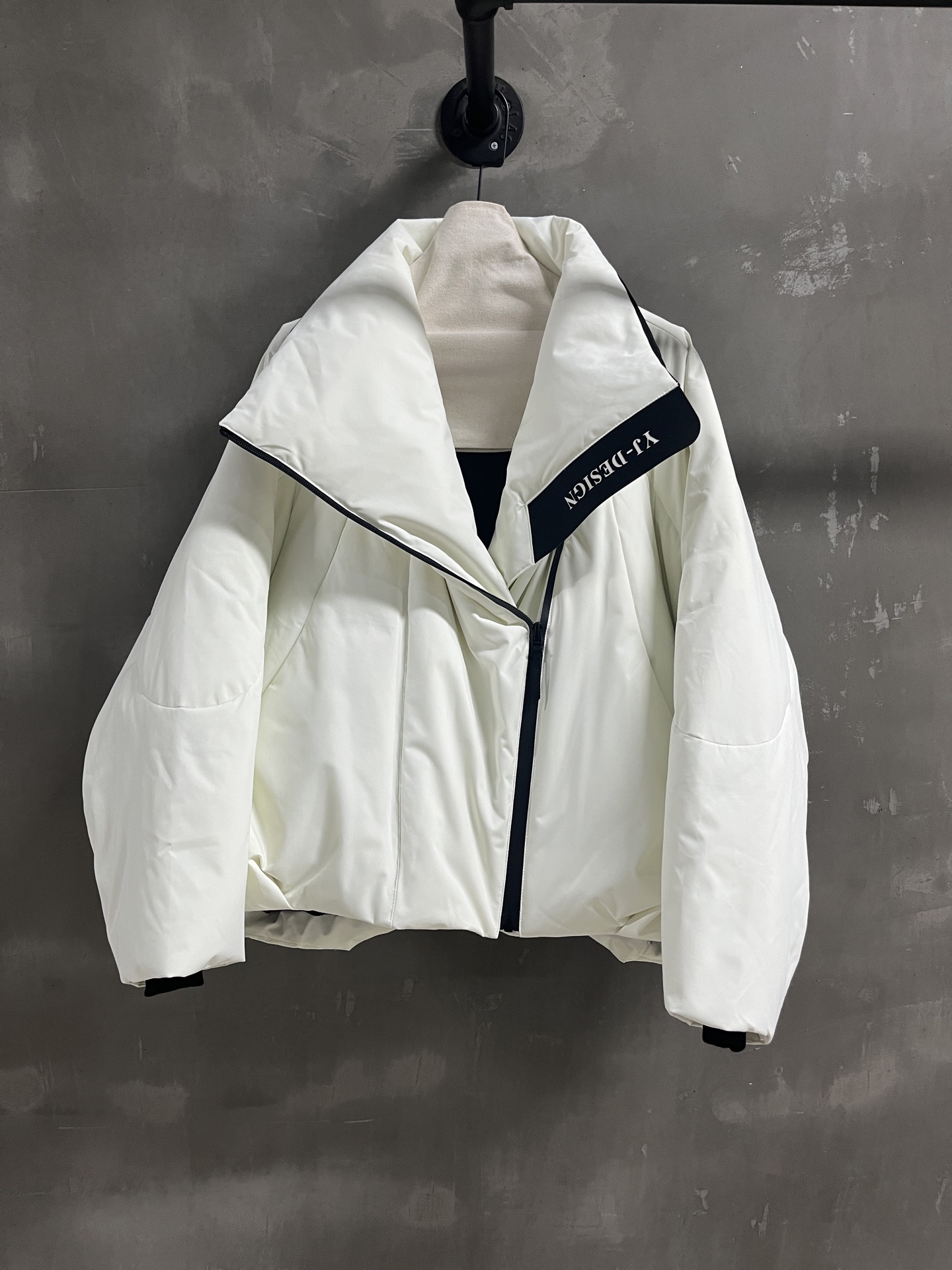 Dior Inspired Down Jacket - Chic, Minimalist Design, Fall 2025 Collection 3 i1762179776330 5940 0 0